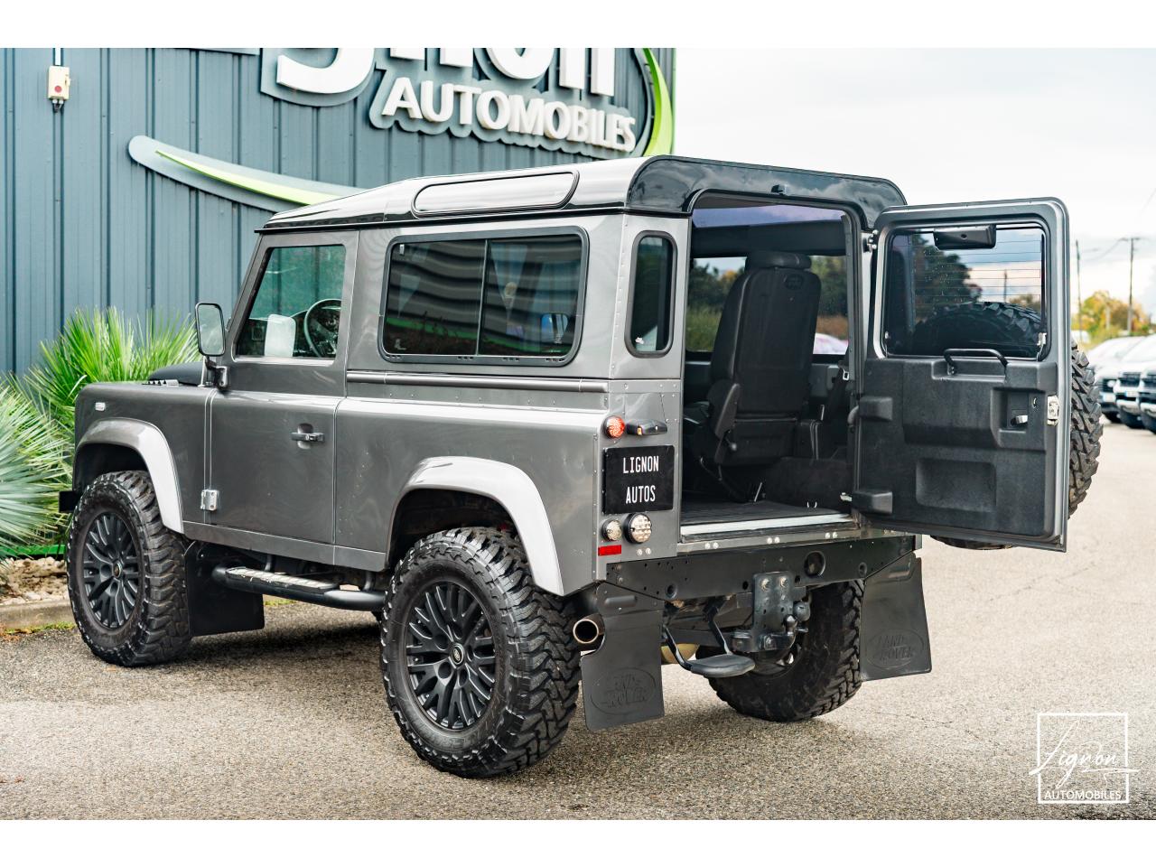 Photo LAND ROVER DEFENDER 90 TD4 2.2L SW 4 Places