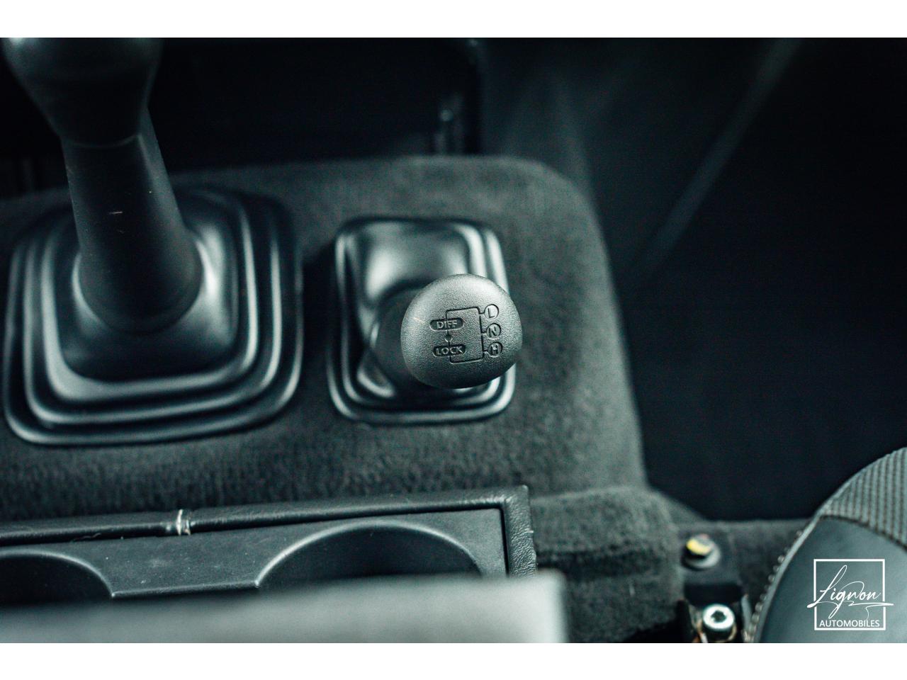 Photo LAND ROVER DEFENDER 90 TD4 2.2L SW 4 Places