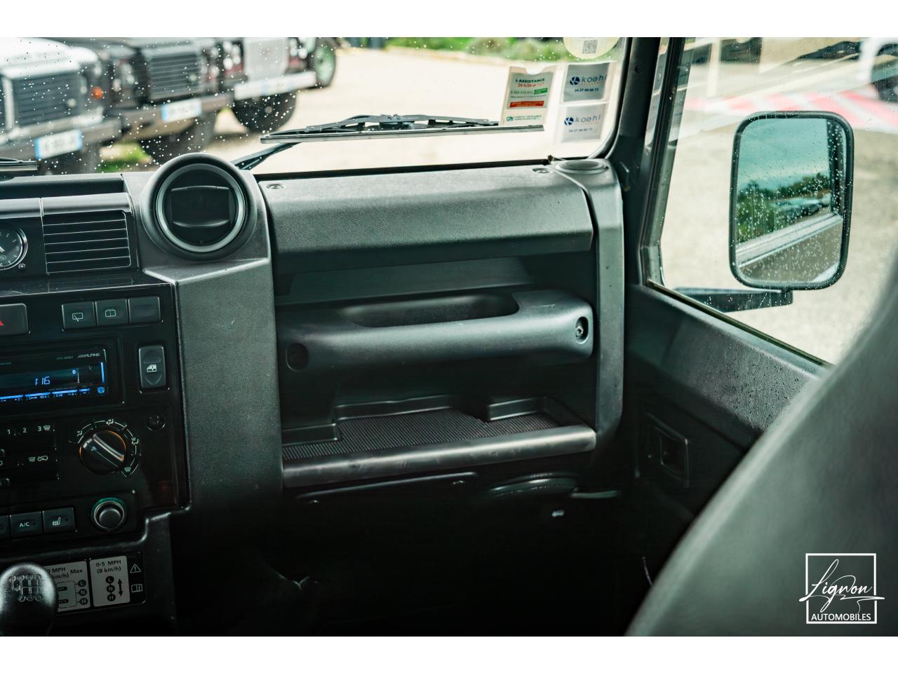 Photo LAND ROVER DEFENDER 90 TD4 2.2L SW 4 Places