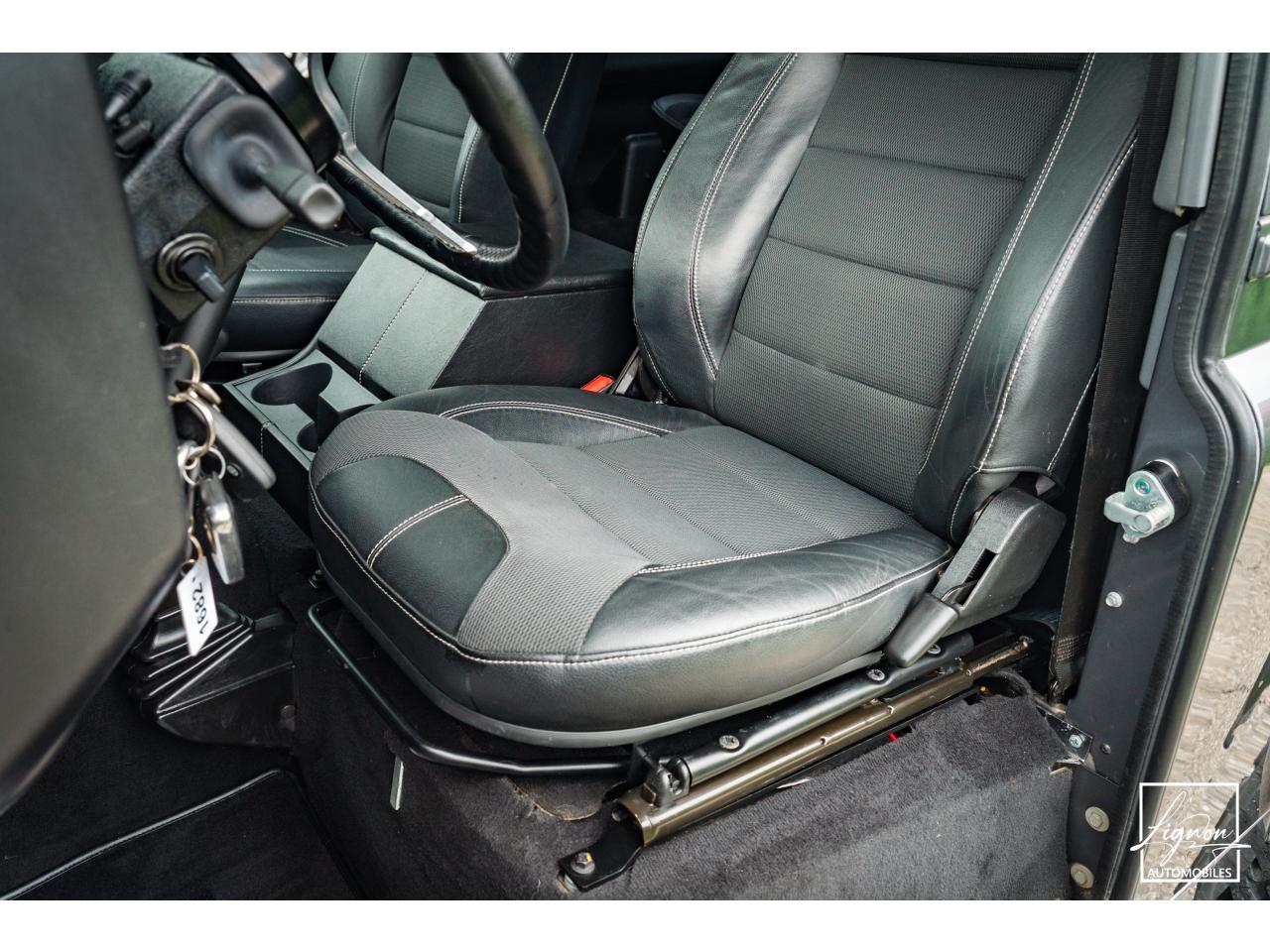 Photo LAND ROVER DEFENDER 90 TD4 2.2L SW 4 Places