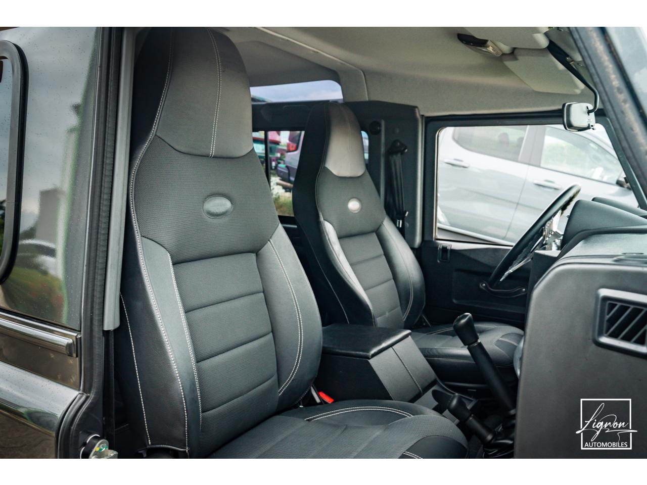 Photo LAND ROVER DEFENDER 90 TD4 2.2L SW 4 Places