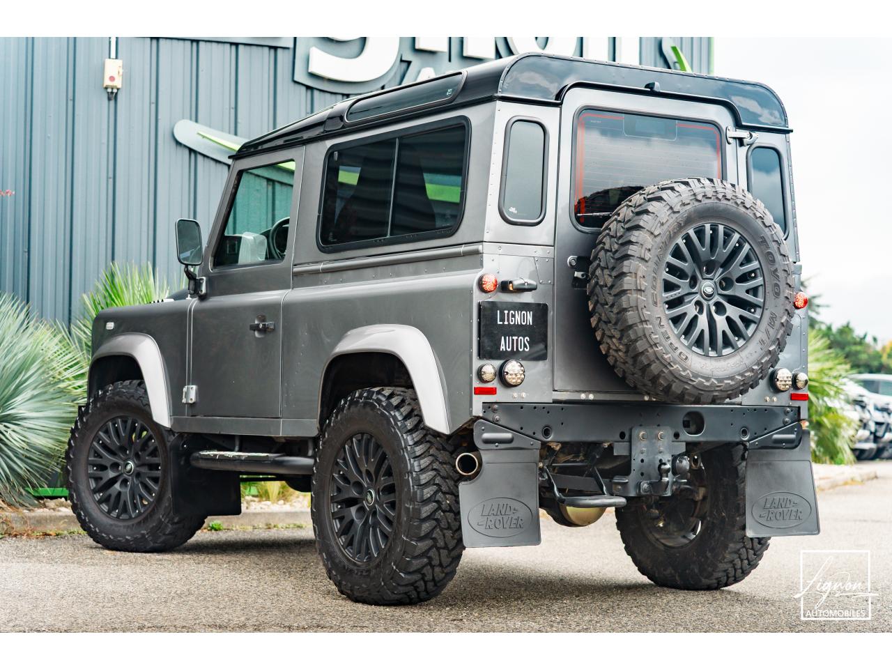 Photo LAND ROVER DEFENDER 90 TD4 2.2L SW 4 Places