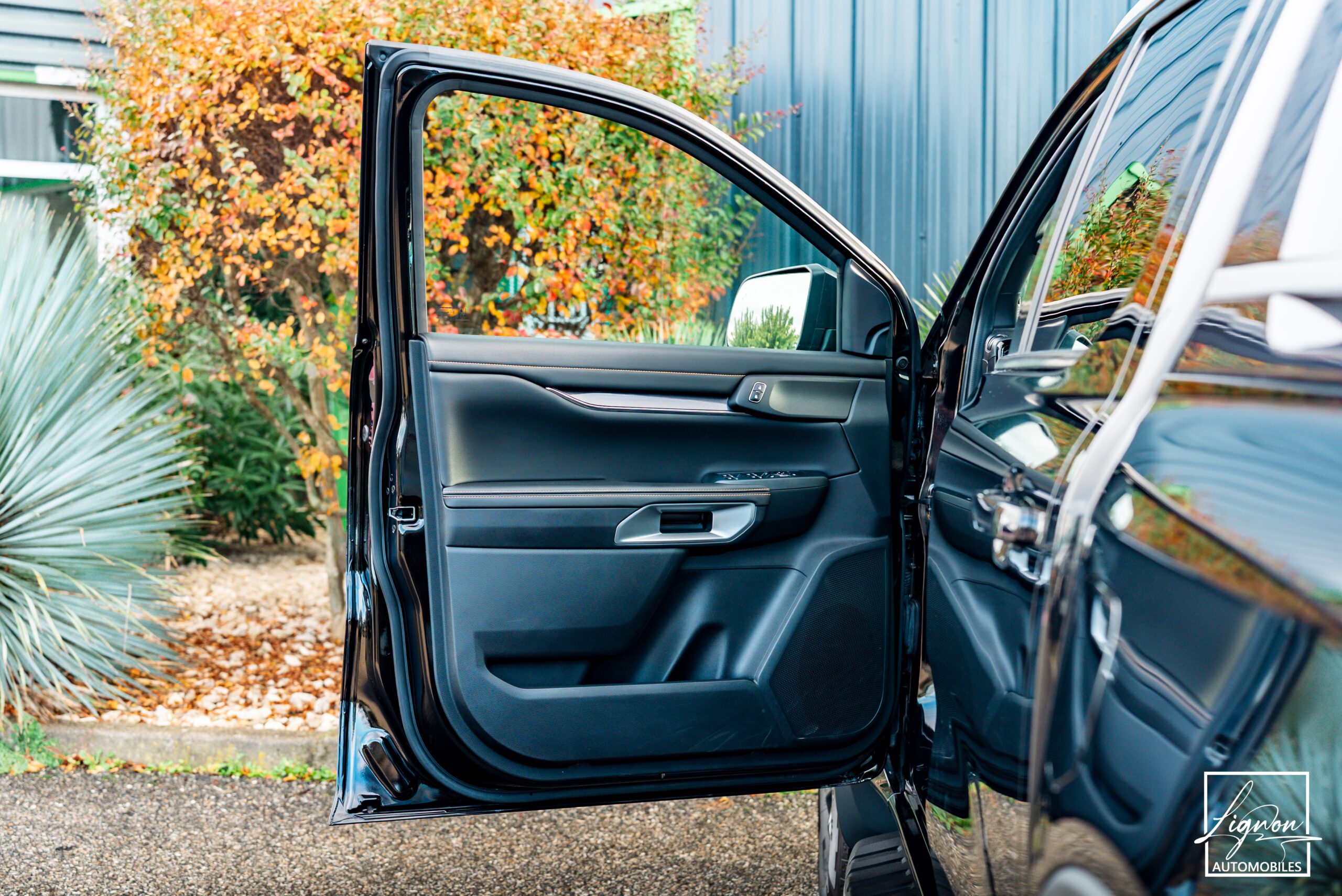 Photo Ford Ranger Wildtrak Double Cabine 2.0 ECOBLUE 205 CH - TVA Récupérable