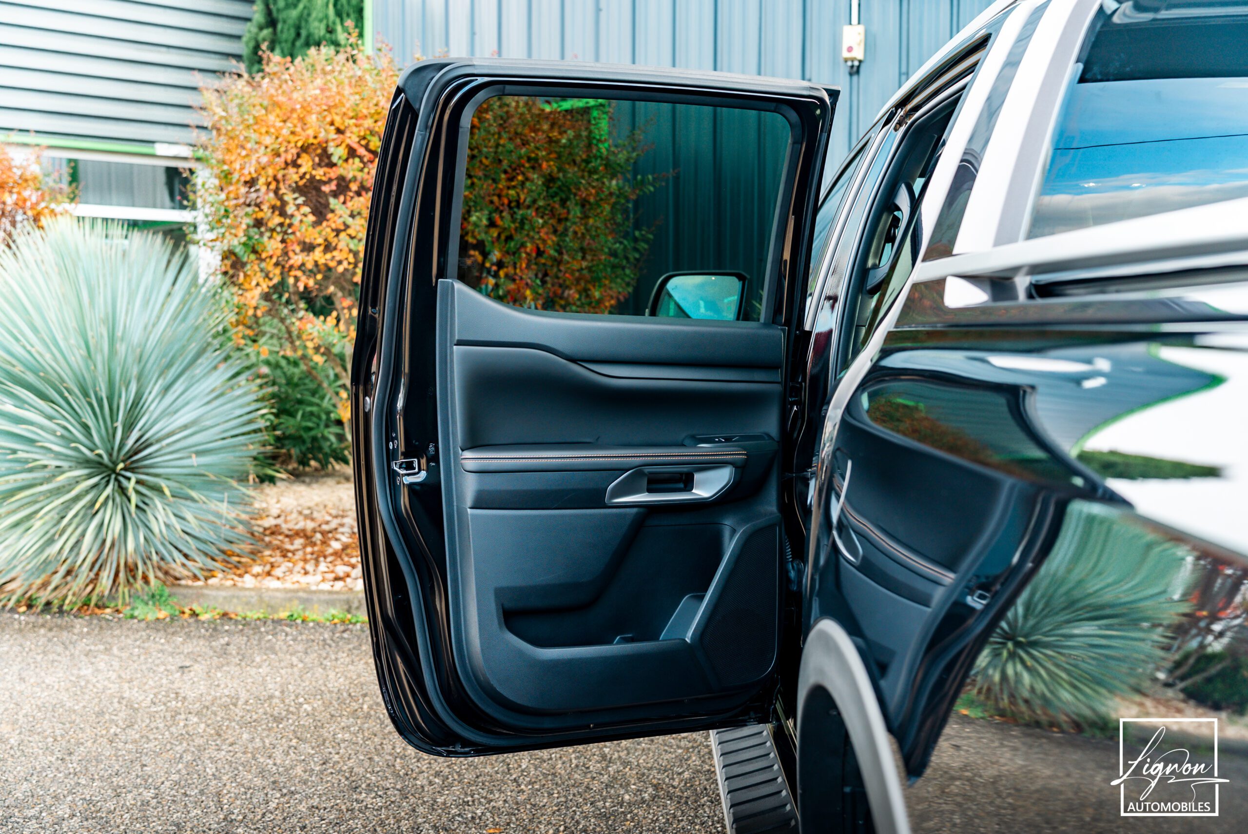 Photo Ford Ranger Wildtrak Double Cabine 2.0 ECOBLUE 205 CH - TVA Récupérable