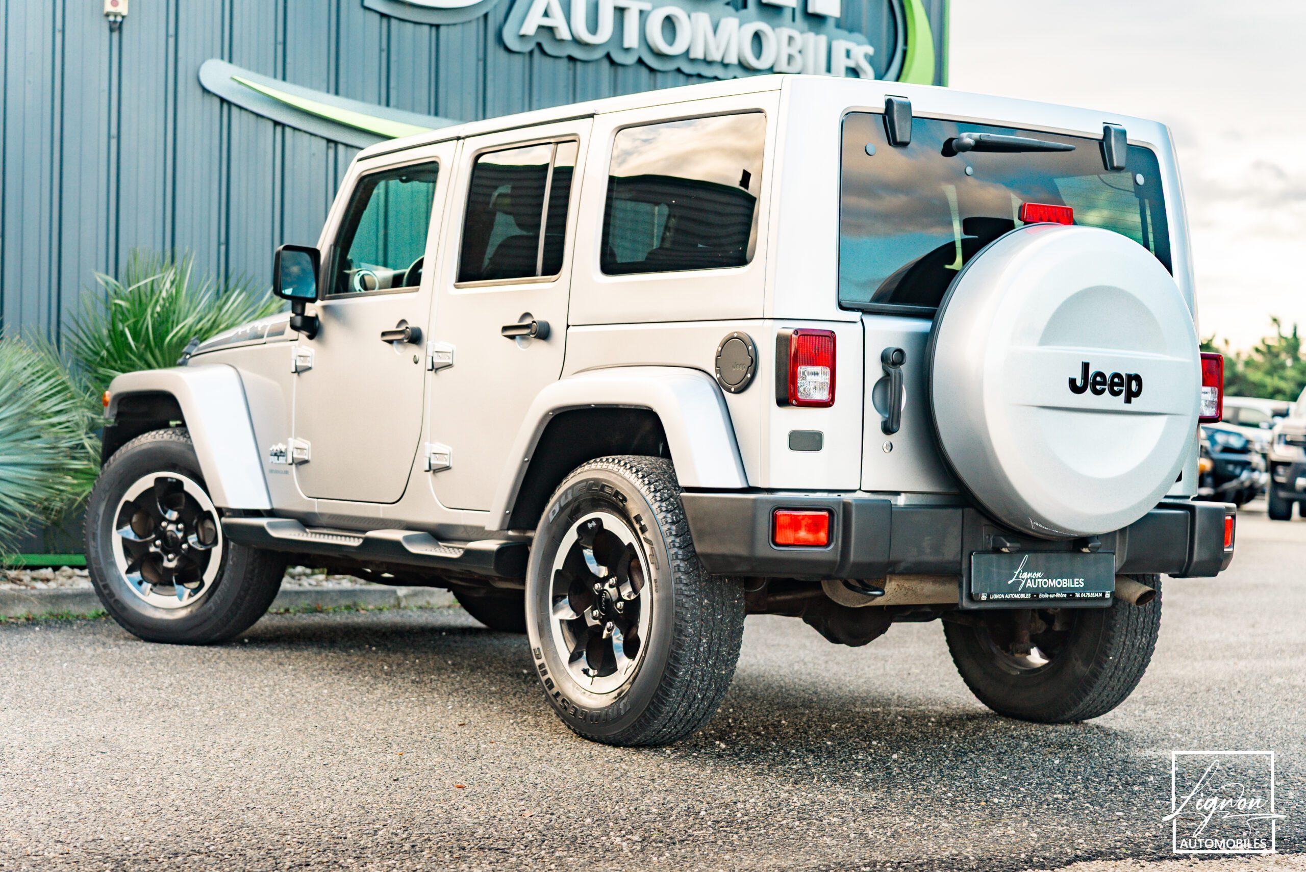 Photo Jeep Wrangler Unlimited Polar 5 portes 3.6 v6 284 ch
