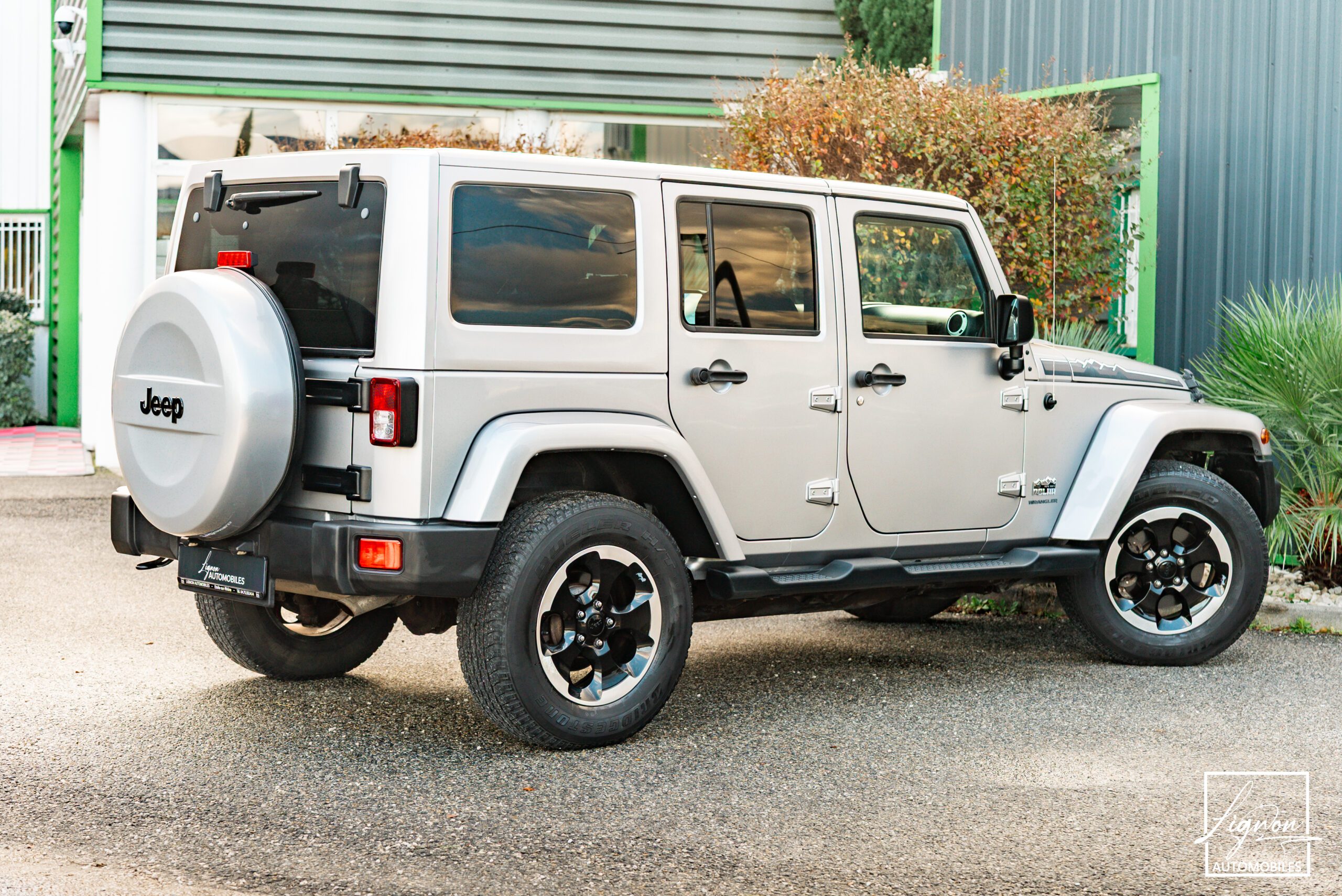 Photo Jeep Wrangler Unlimited Polar 5 portes 3.6 v6 284 ch