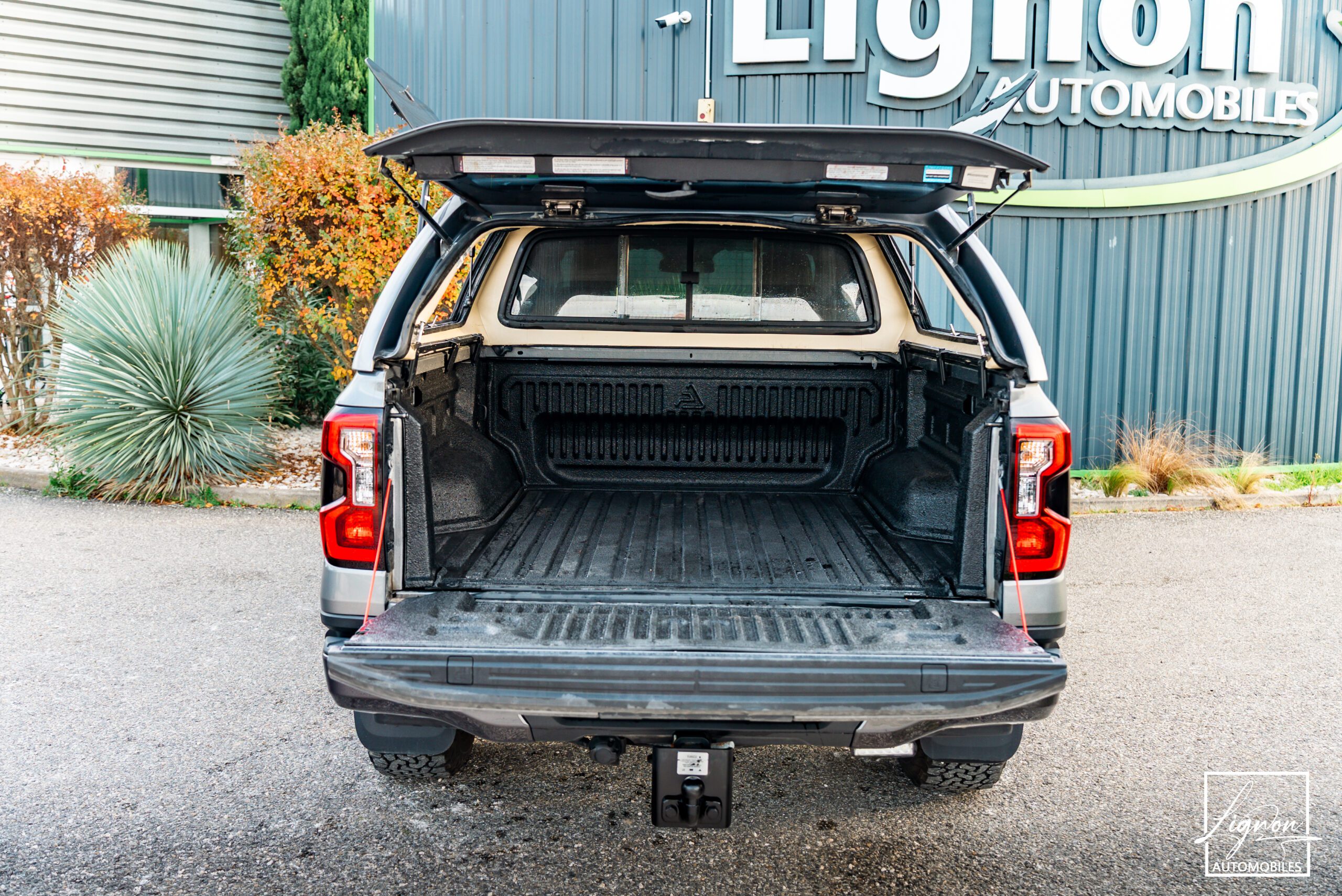 Photo Ford Ranger Wildtrak Double Cabine 2.0 ECOBLUE 205 CH Hard top