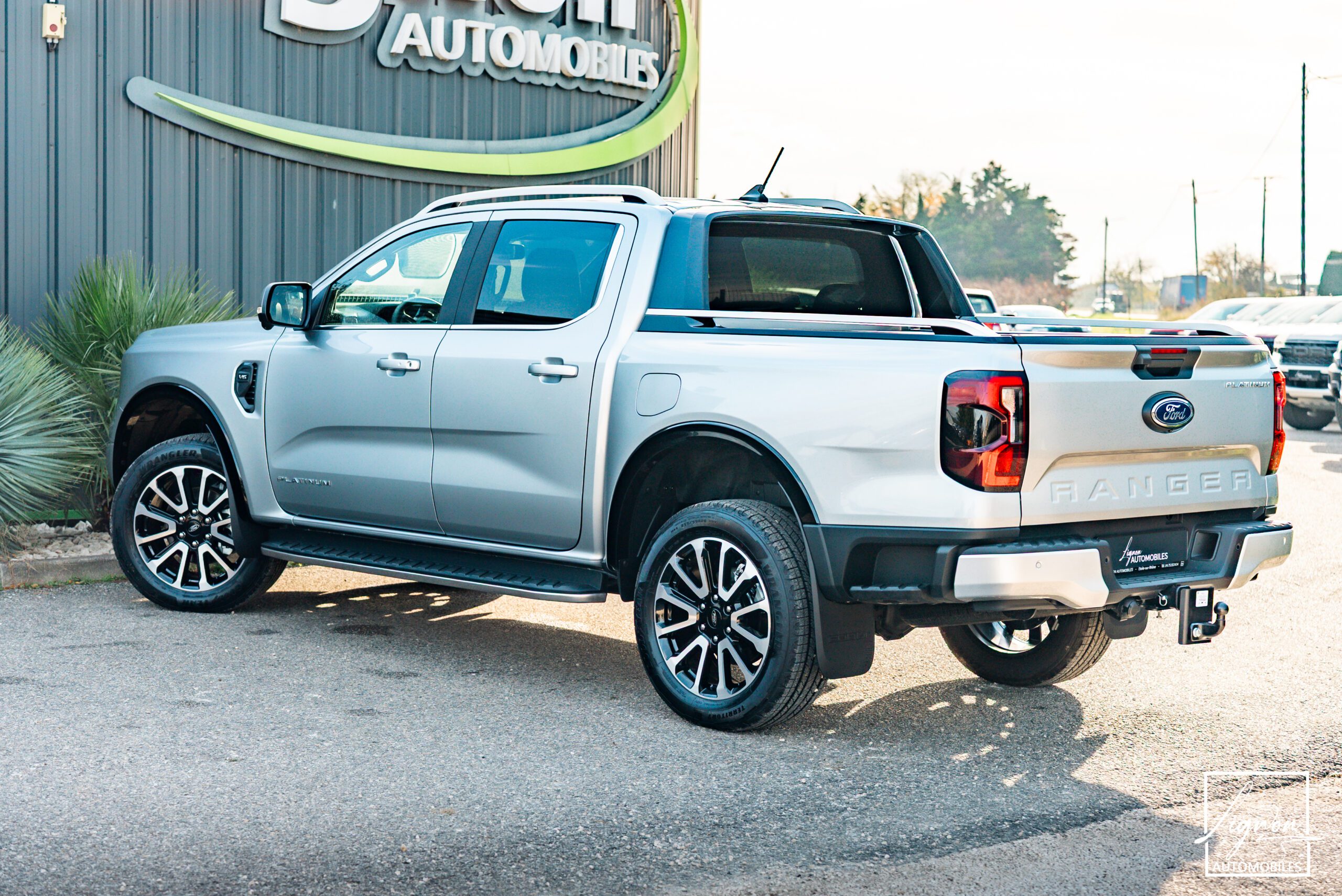 Photo Ford Ranger Wildtrack Double Cabine 3.0 v6 240 "PLATINUM" TVA RECUPERABLE - Pack assistance Remorquage