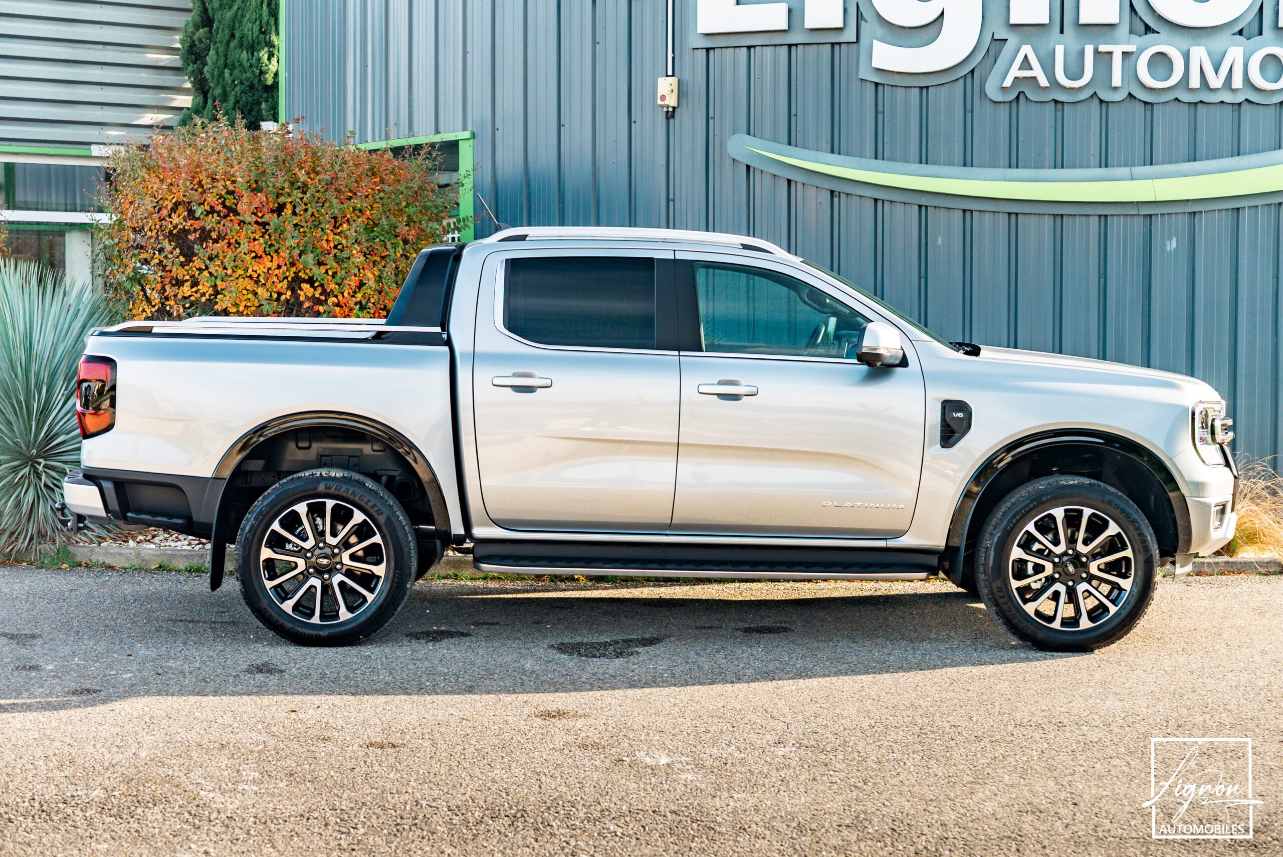 Photo Ford Ranger Wildtrack Double Cabine 3.0 v6 240 "PLATINUM" TVA RECUPERABLE - Pack assistance Remorquage