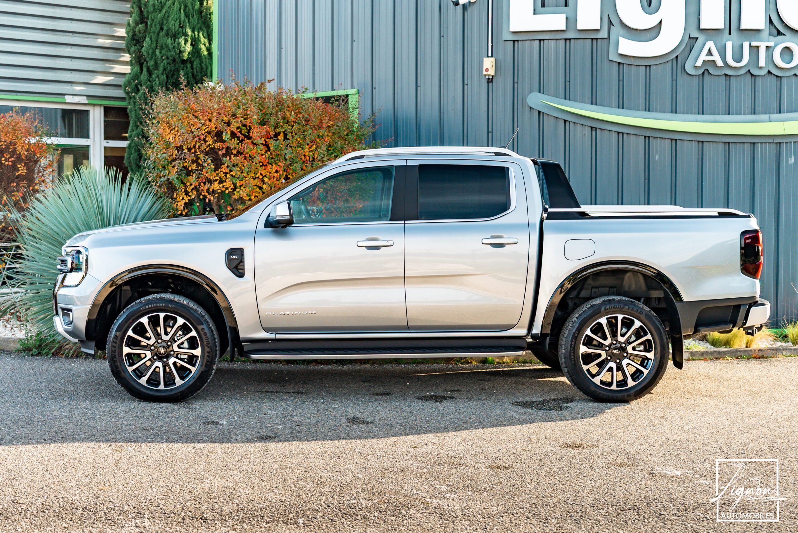 Photo Ford Ranger Wildtrack Double Cabine 3.0 v6 240 "PLATINUM" TVA RECUPERABLE - Pack assistance Remorquage
