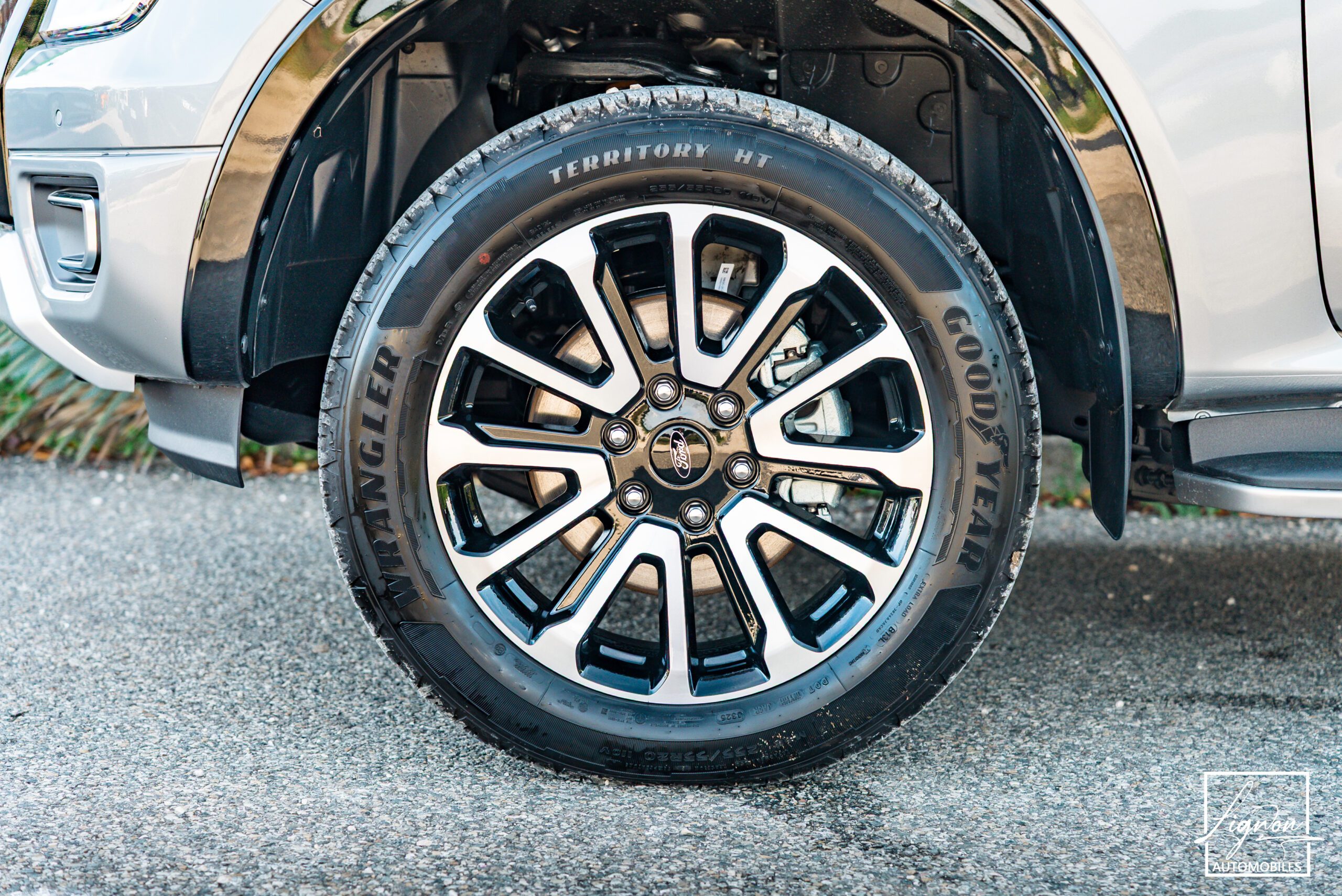 Photo Ford Ranger Wildtrack Double Cabine 3.0 v6 240 "PLATINUM" TVA RECUPERABLE - Pack assistance Remorquage