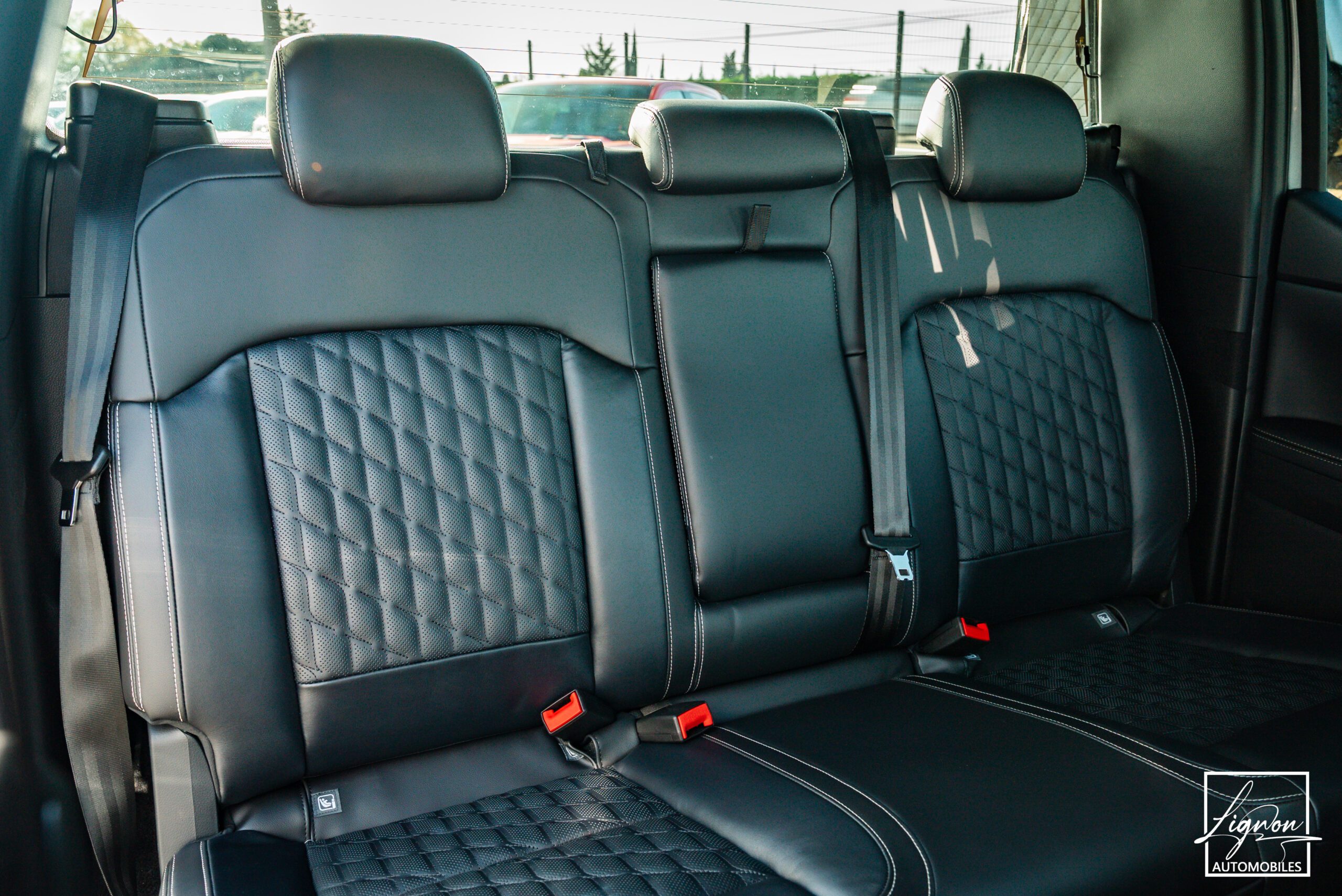 Photo Ford Ranger Wildtrack Double Cabine 3.0 v6 240 "PLATINUM" TVA RECUPERABLE - Pack assistance Remorquage