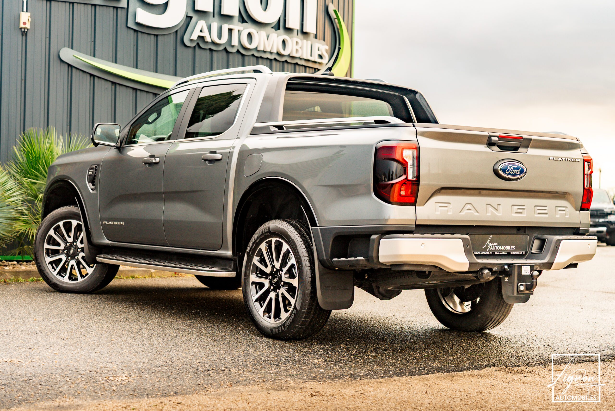 Photo Ford Ranger Wildtrack Double Cabine 3.0 v6 240 "PLATINUM" TVA RECUPERABLE - Pack assistance Remorquage