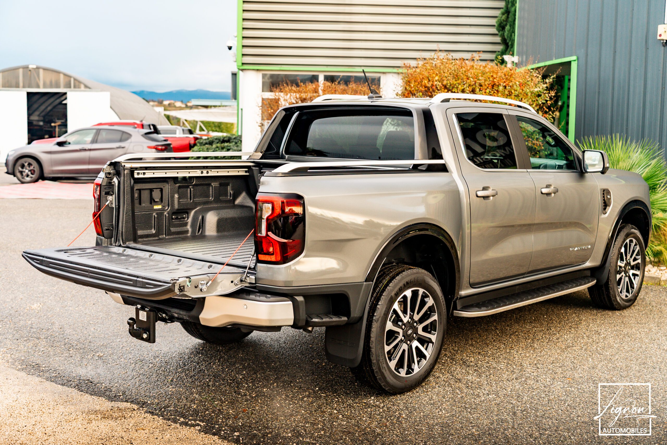 Photo Ford Ranger Wildtrack Double Cabine 3.0 v6 240 "PLATINUM" TVA RECUPERABLE - Pack assistance Remorquage