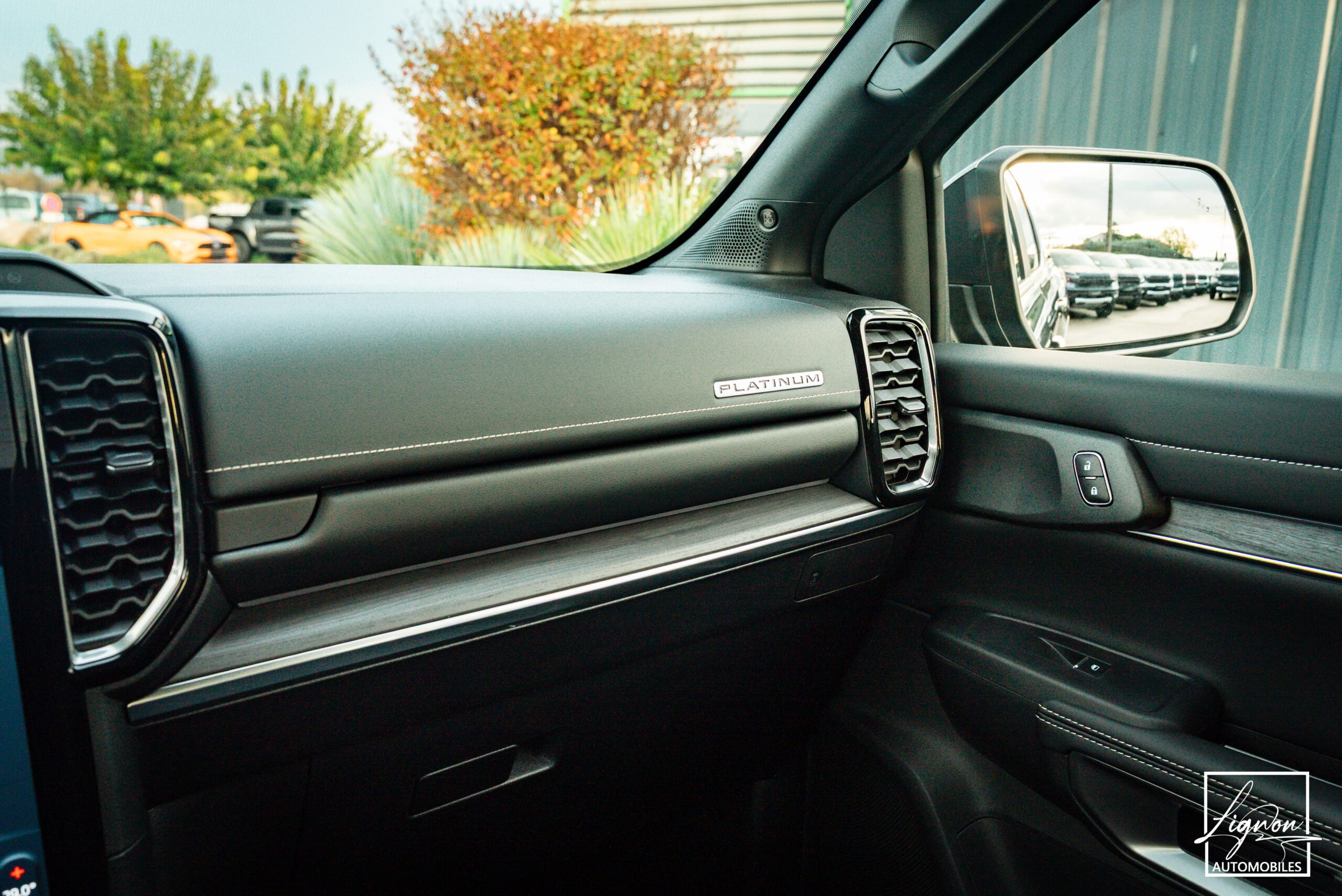 Photo Ford Ranger Wildtrack Double Cabine 3.0 v6 240 "PLATINUM" TVA RECUPERABLE - Pack assistance Remorquage
