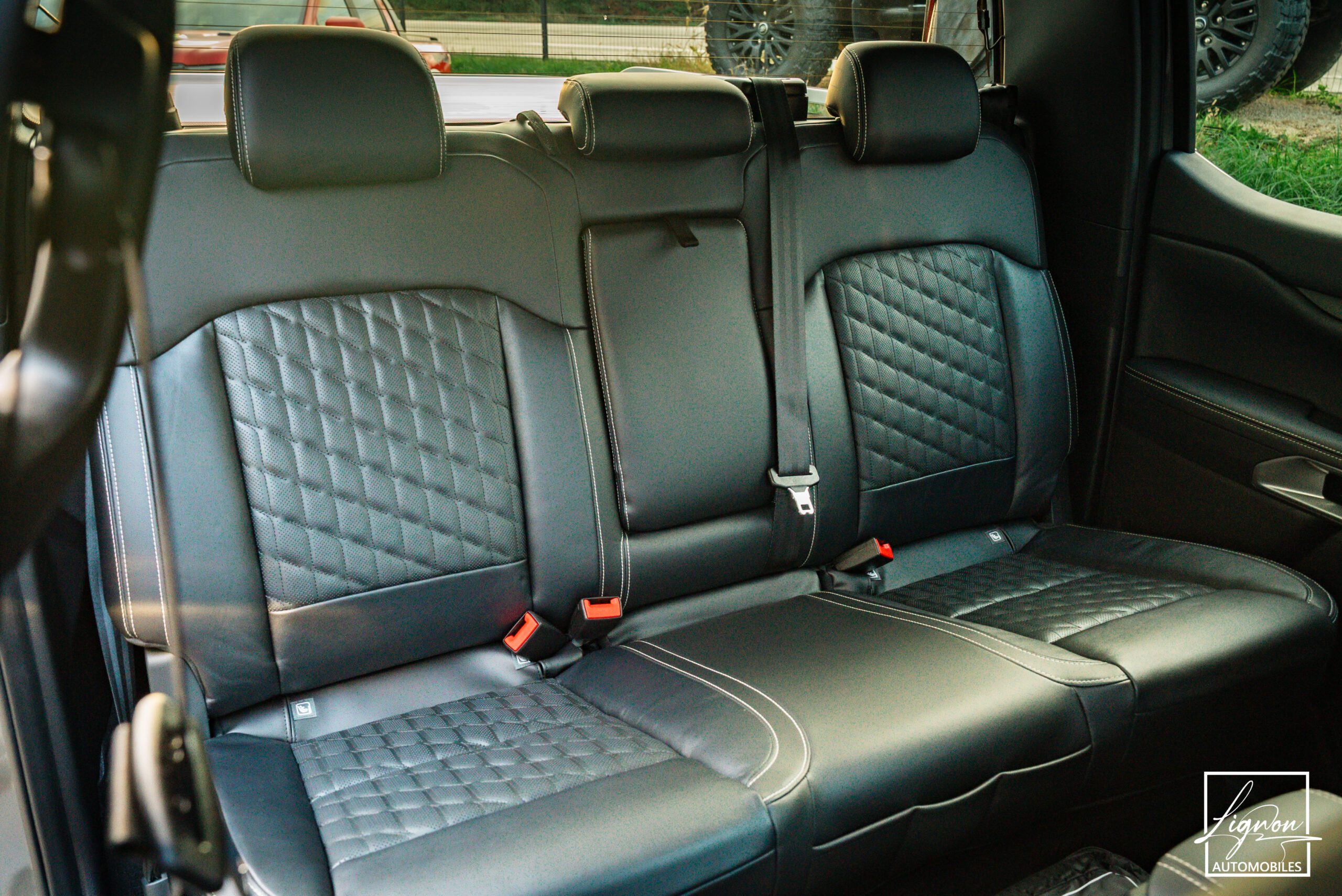 Photo Ford Ranger Wildtrack Double Cabine 3.0 v6 240 "PLATINUM" TVA RECUPERABLE - Pack assistance Remorquage