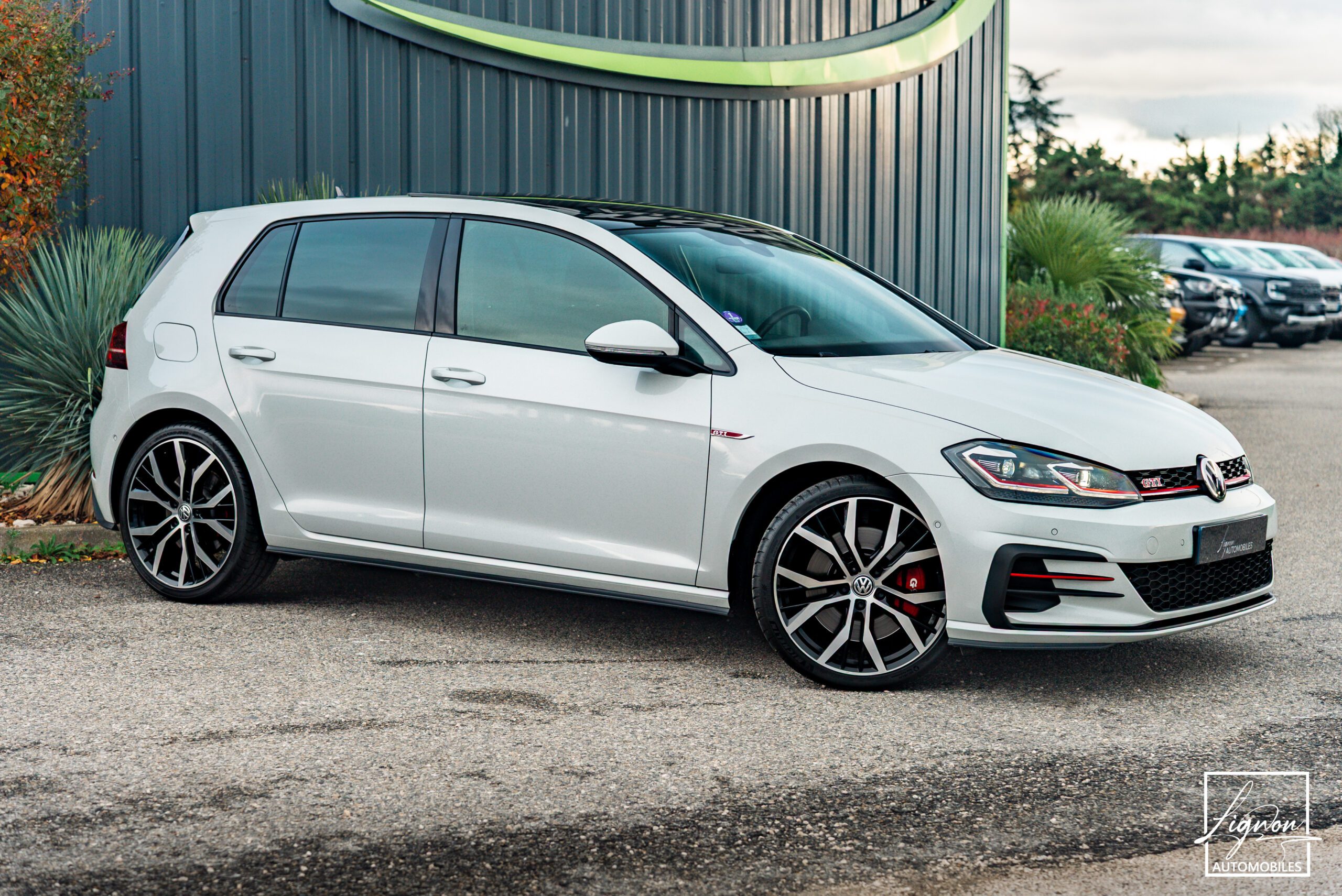 Volkswagen Golf GTI Performance 2.0 TSI 245 DSG - 1er Main