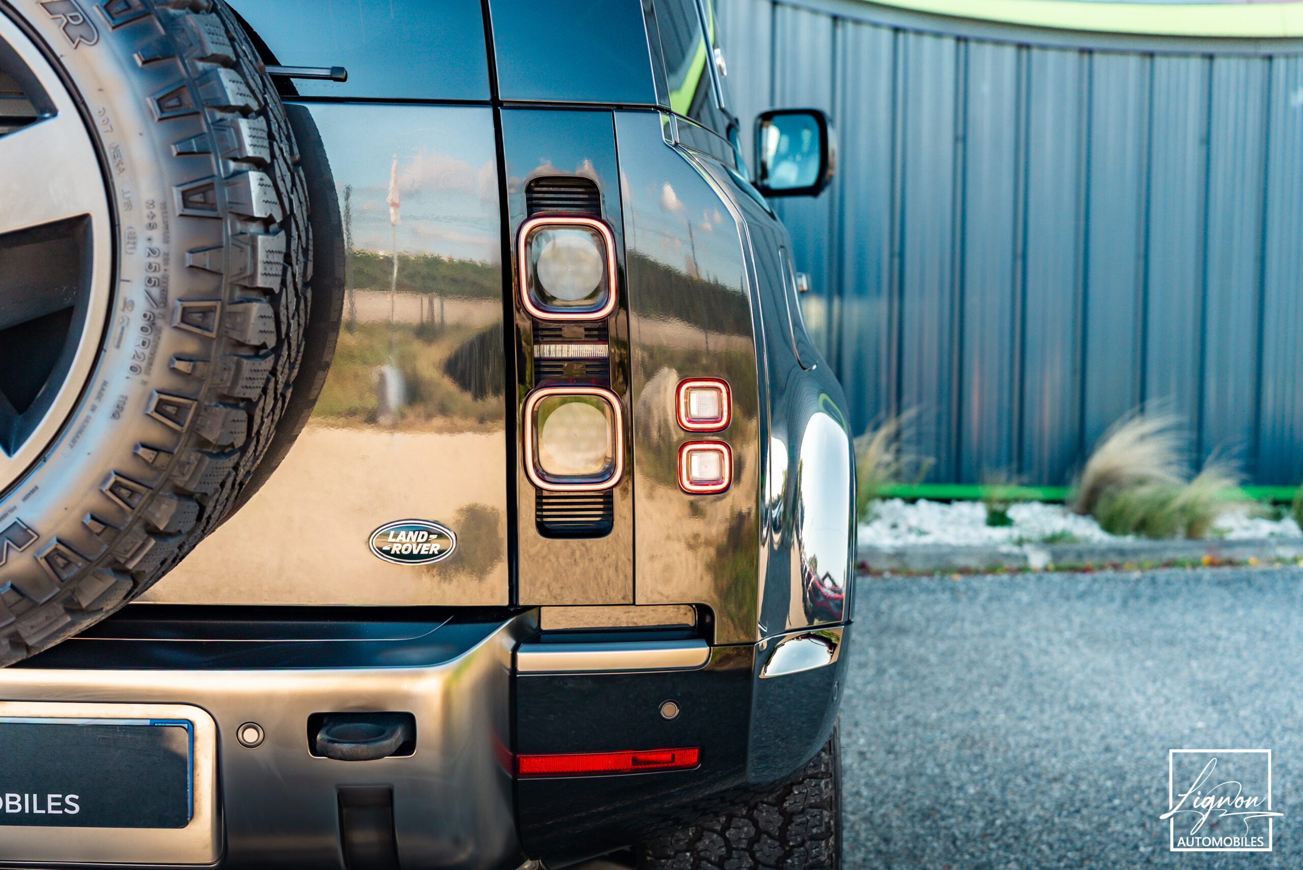 Photo Land Rover Defender 90 P400 3.0 X-Dynamic HSE 3 Places TVA Récupérable