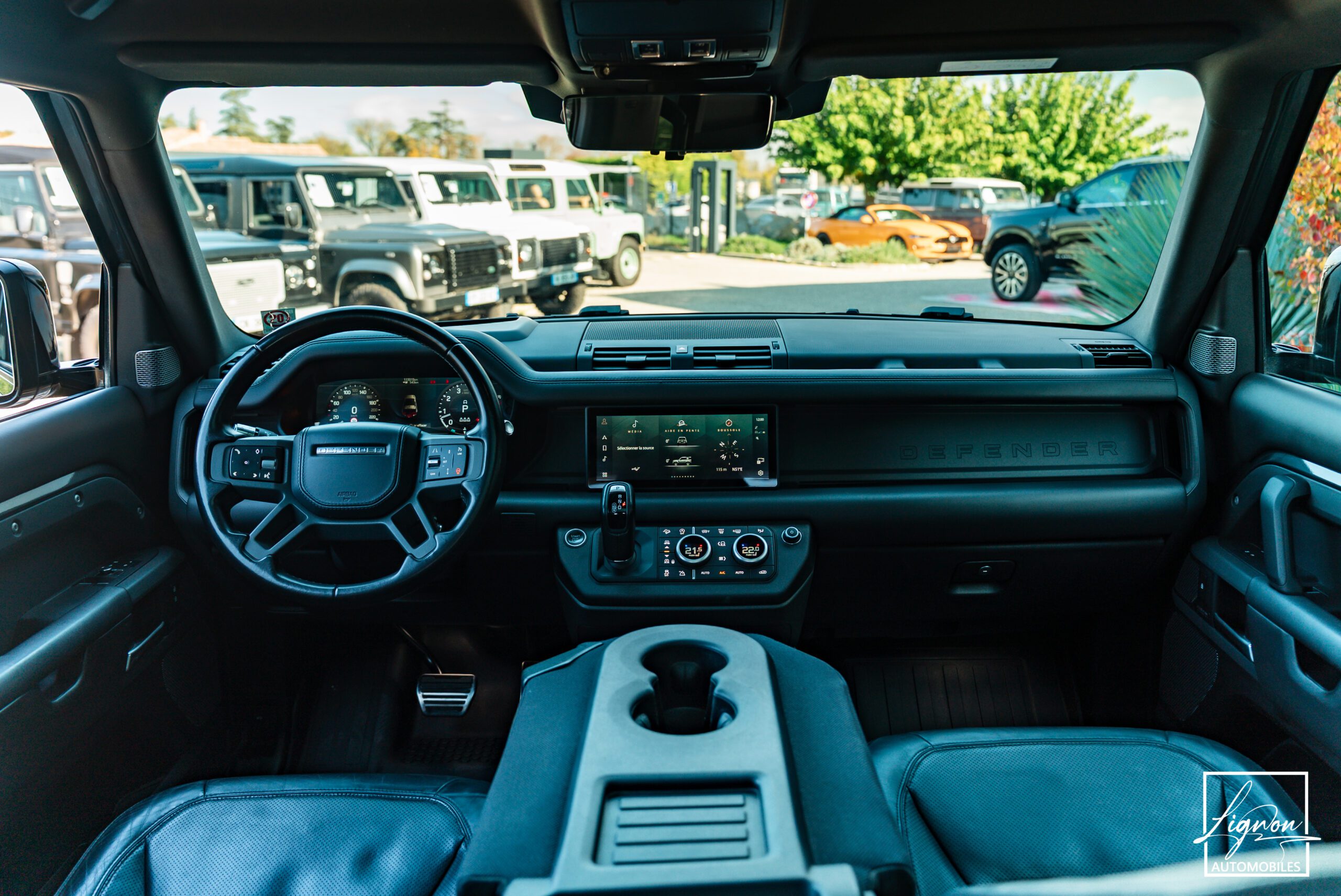 Photo Land Rover Defender 90 P400 3.0 X-Dynamic HSE 3 Places TVA Récupérable