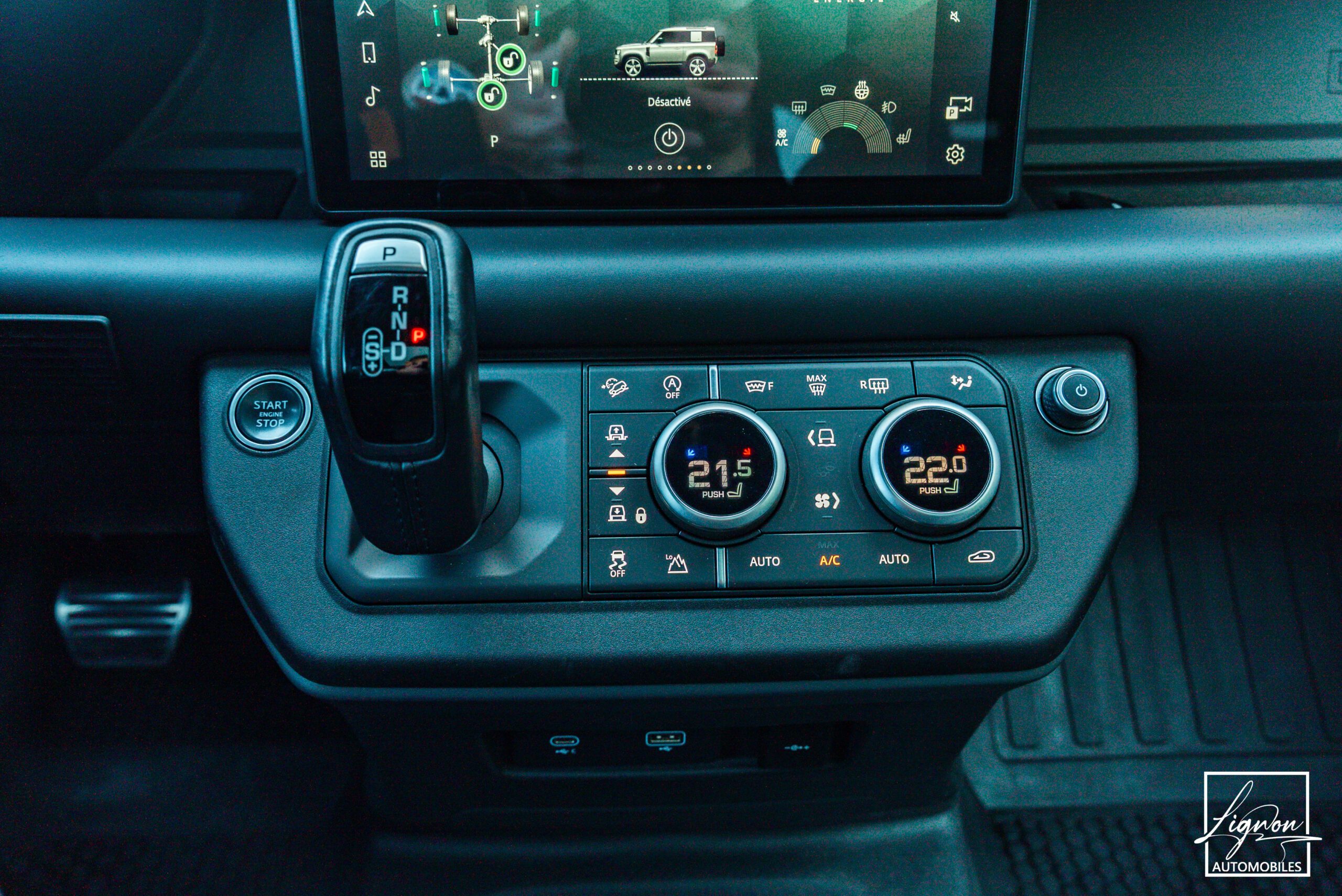 Photo Land Rover Defender 90 P400 3.0 X-Dynamic HSE 3 Places TVA Récupérable