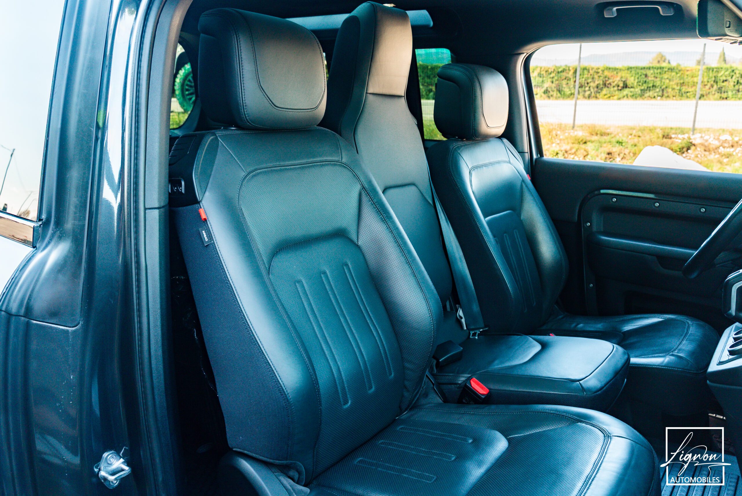 Photo Land Rover Defender 90 P400 3.0 X-Dynamic HSE 3 Places TVA Récupérable