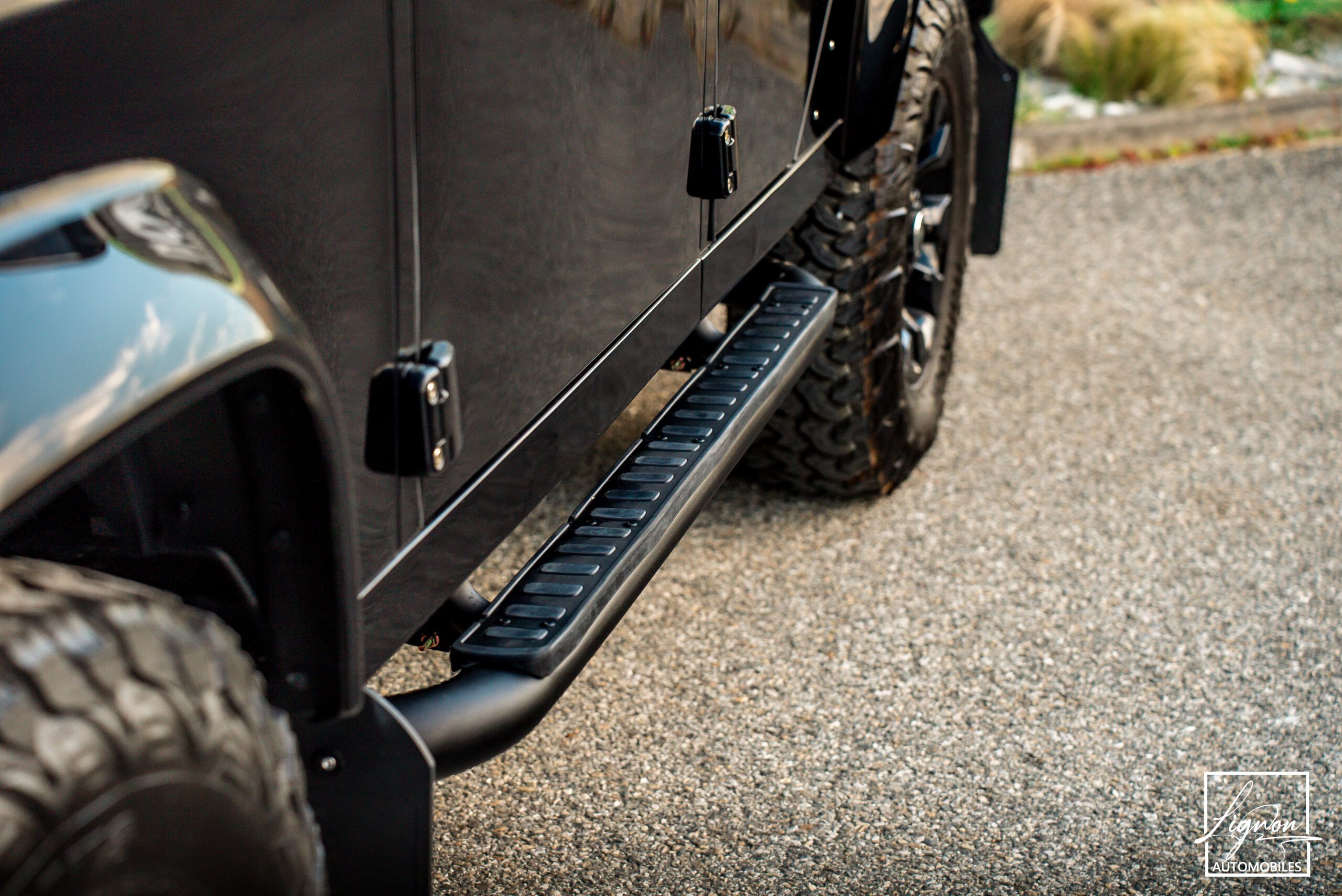 Photo Land Rover Defender "Midgnight Edition" 110 td4 SW 5 places 