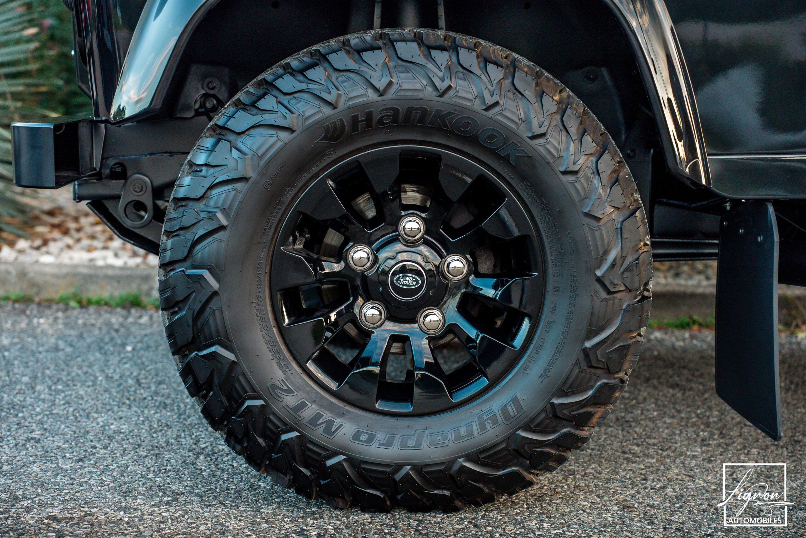 Photo Land Rover Defender "Midgnight Edition" 110 td4 SW 5 places 