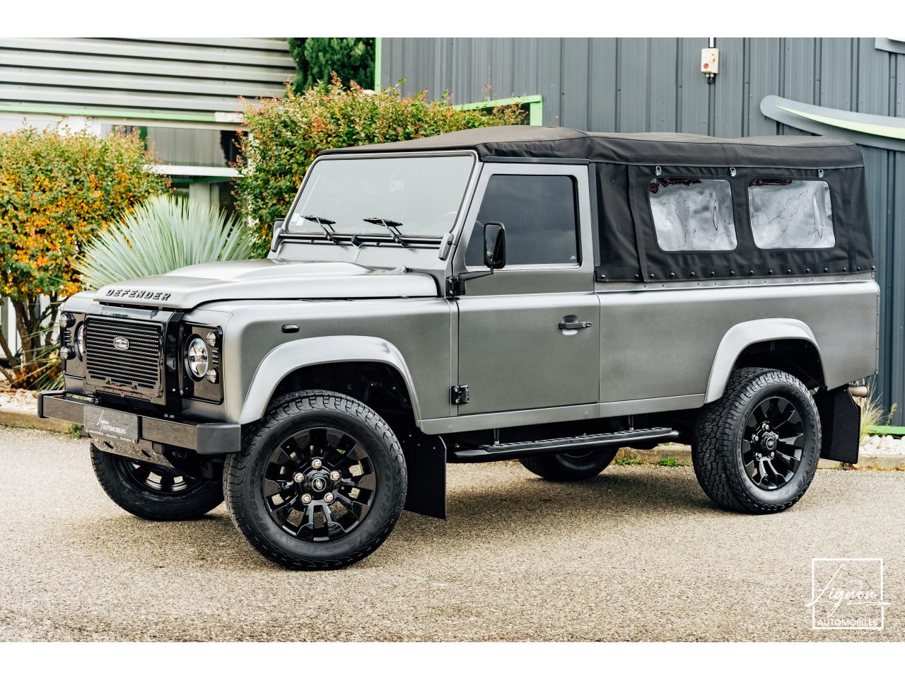 Photo LAND ROVER DEFENDER 110 2,2L Td4 Soft Top Frozen Grey