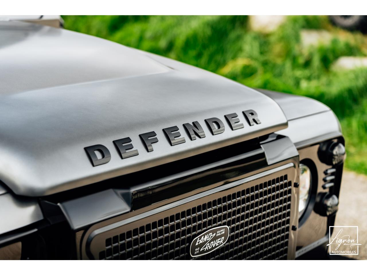 Photo LAND ROVER DEFENDER 110 2,2L Td4 Soft Top Frozen Grey