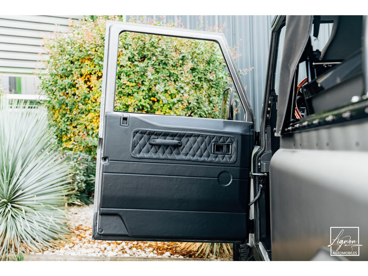 Photo LAND ROVER DEFENDER 110 2,2L Td4 Soft Top Frozen Grey