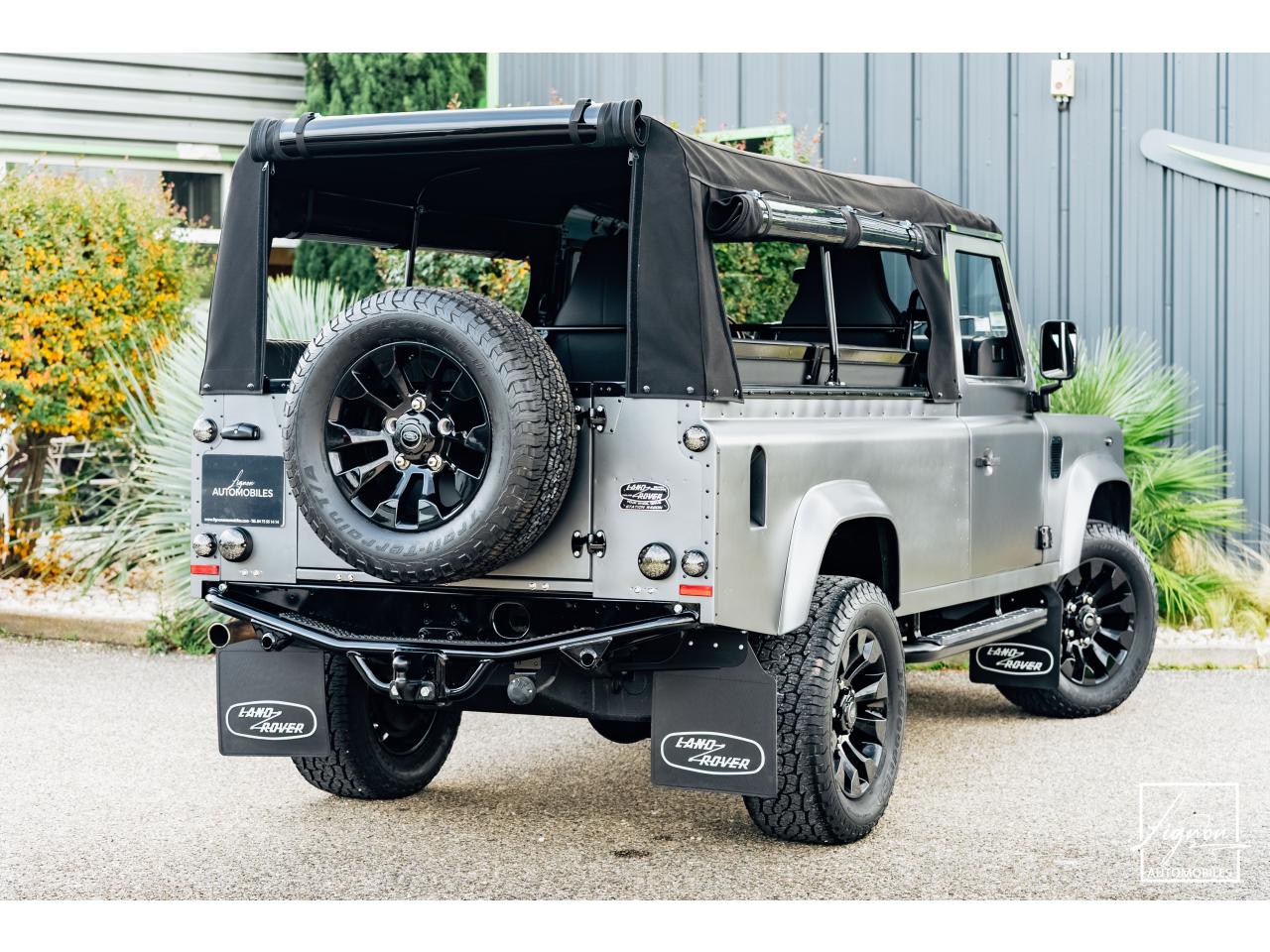 Photo LAND ROVER DEFENDER 110 2,2L Td4 Soft Top Frozen Grey