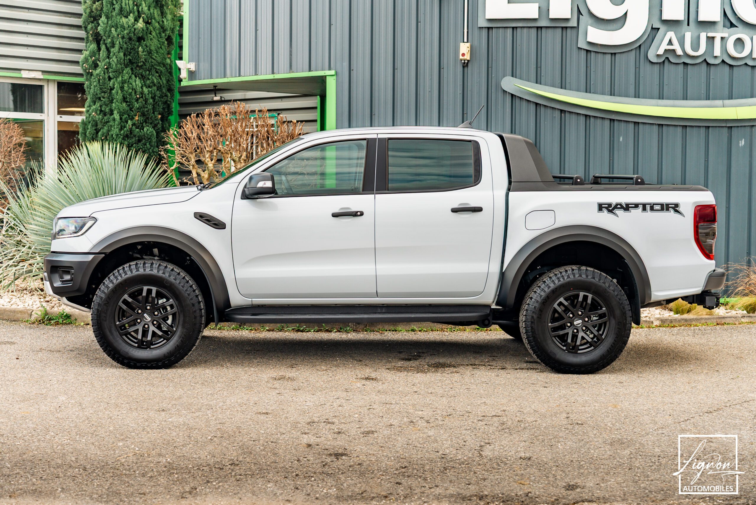 Photo Ford Ranger Raptor Double Cabine 2.0 TDCi 213 EcoBlue BVA10 - TVA Apparente