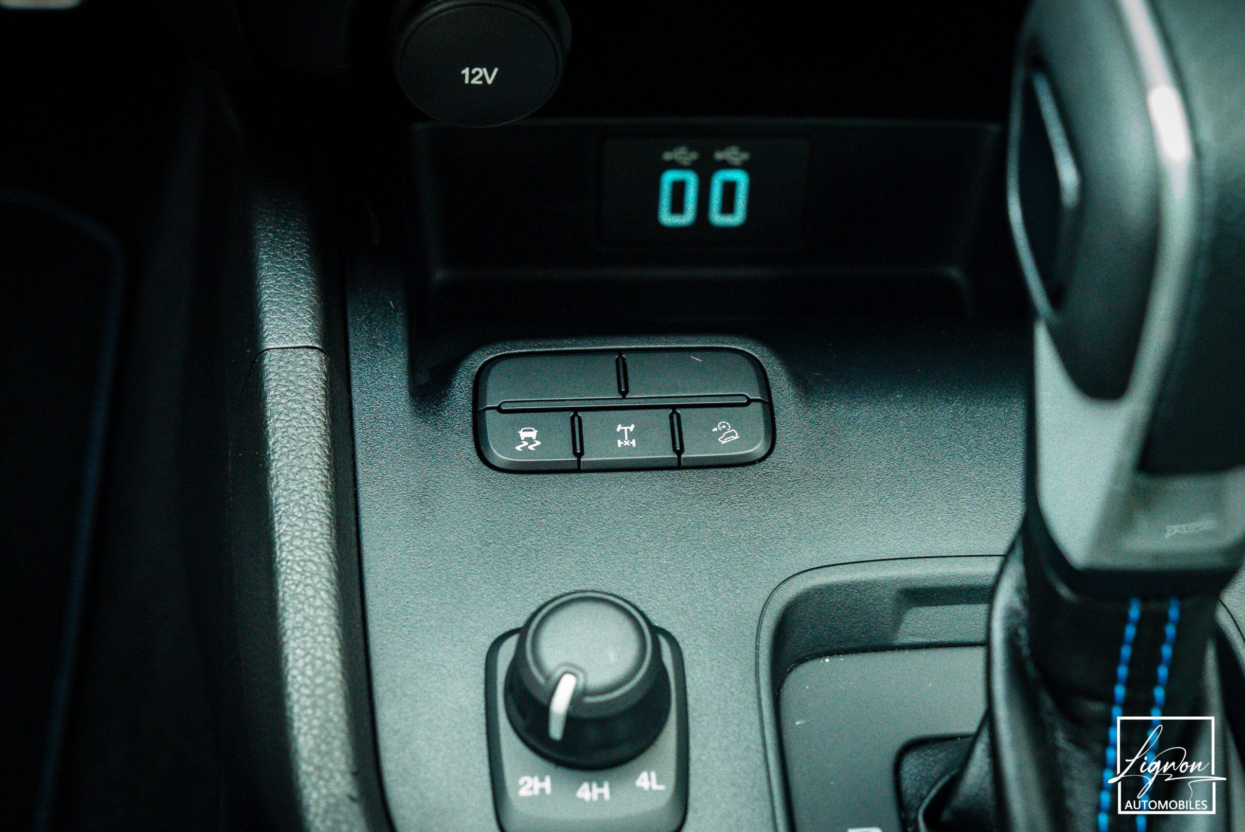 Photo Ford Ranger Raptor Double Cabine 2.0 TDCi 213 EcoBlue BVA10 - TVA Apparente