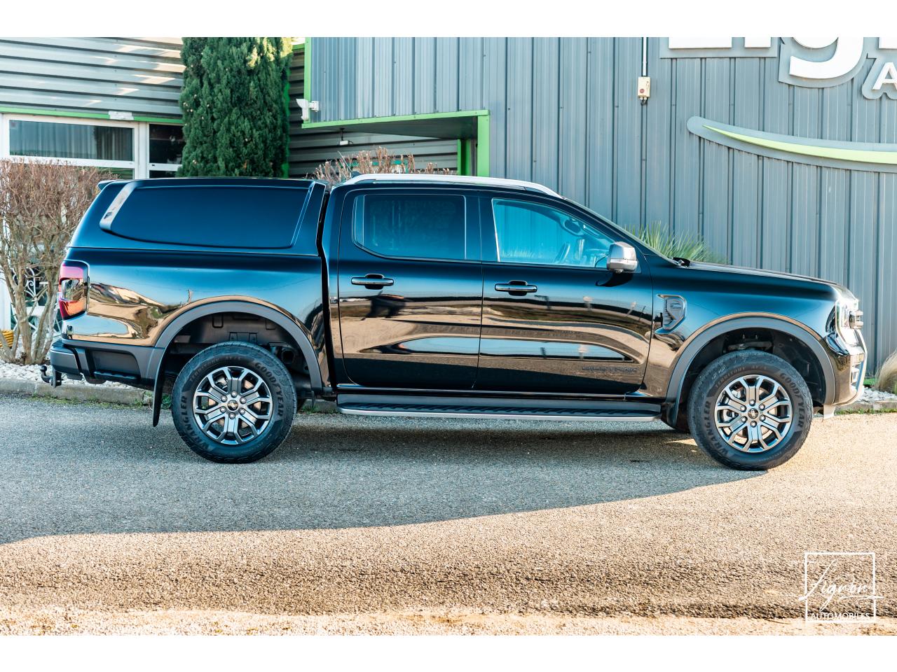 Photo FORD RANGER Wildtrak Double Cabine 2.0 ECOBLUE 205 CH - TVA Apparente