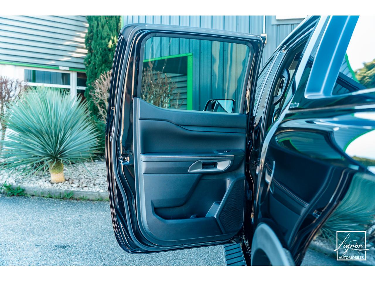 Photo FORD RANGER Wildtrak Double Cabine 2.0 ECOBLUE 205 CH - TVA Apparente
