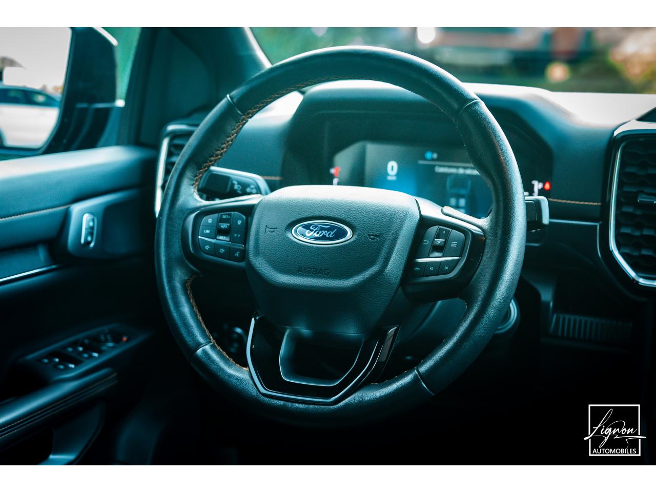 Photo FORD RANGER Wildtrak Double Cabine 2.0 ECOBLUE 205 CH - TVA Apparente