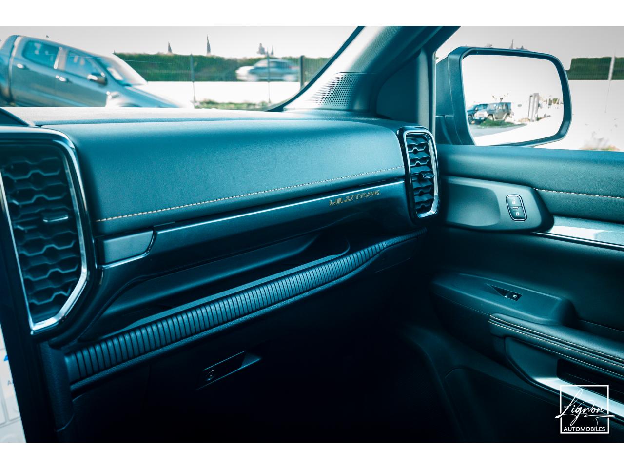 Photo FORD RANGER Wildtrak Double Cabine 2.0 ECOBLUE 205 CH - TVA Apparente