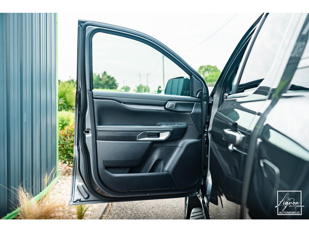 Photo FORD RANGER Ford Double Cabine 3.0 240 PLATINUM TVA RECUPERABLE Garantie 5 ans ou 150.000km