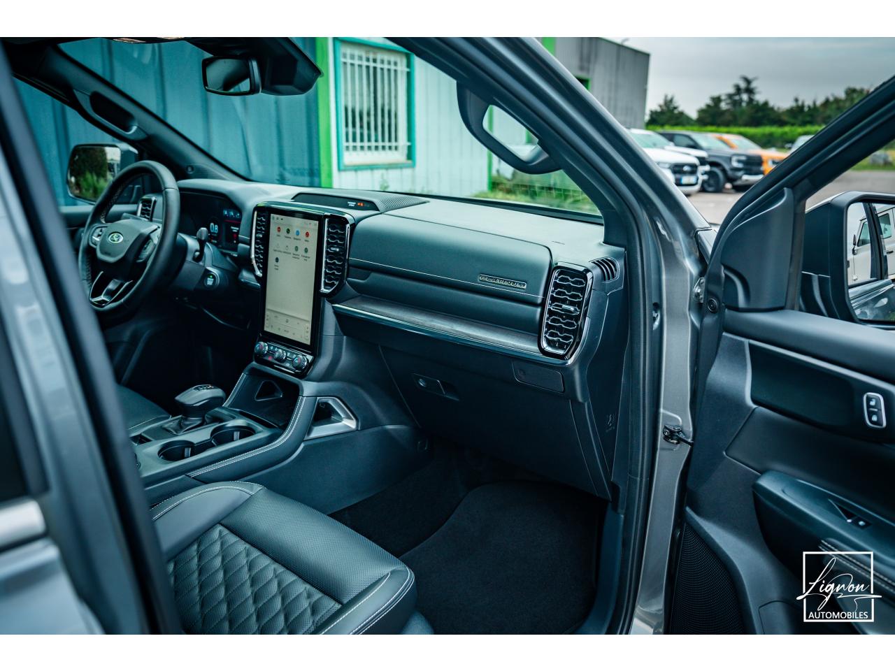 Photo FORD RANGER Ford Double Cabine 3.0 240 PLATINUM TVA RECUPERABLE Garantie 5 ans ou 150.000km