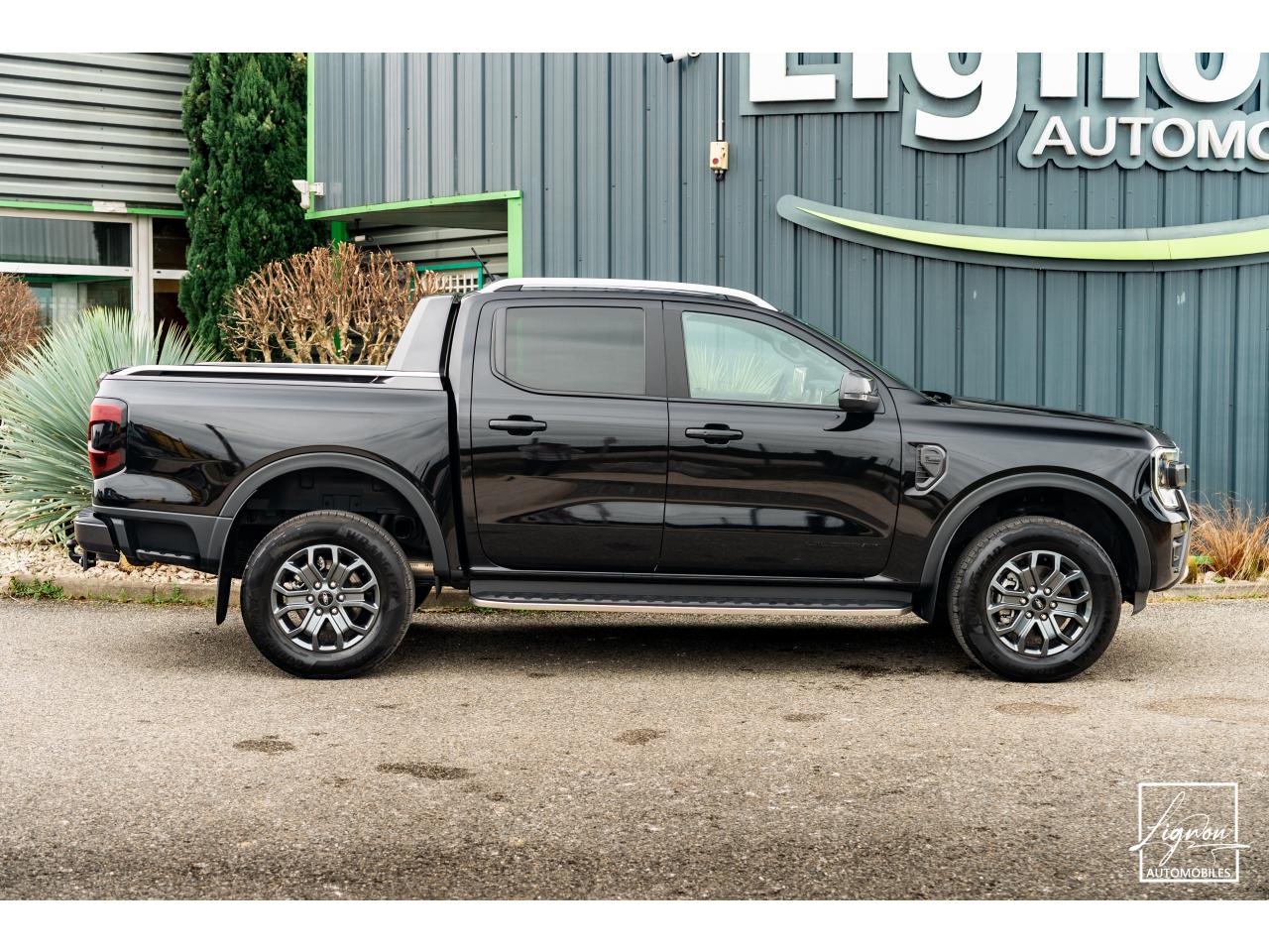 Photo FORD RANGER Wildtrak 2025 Double Cabine 2.0 ECOBLUE 205 CH - TVA Apparente