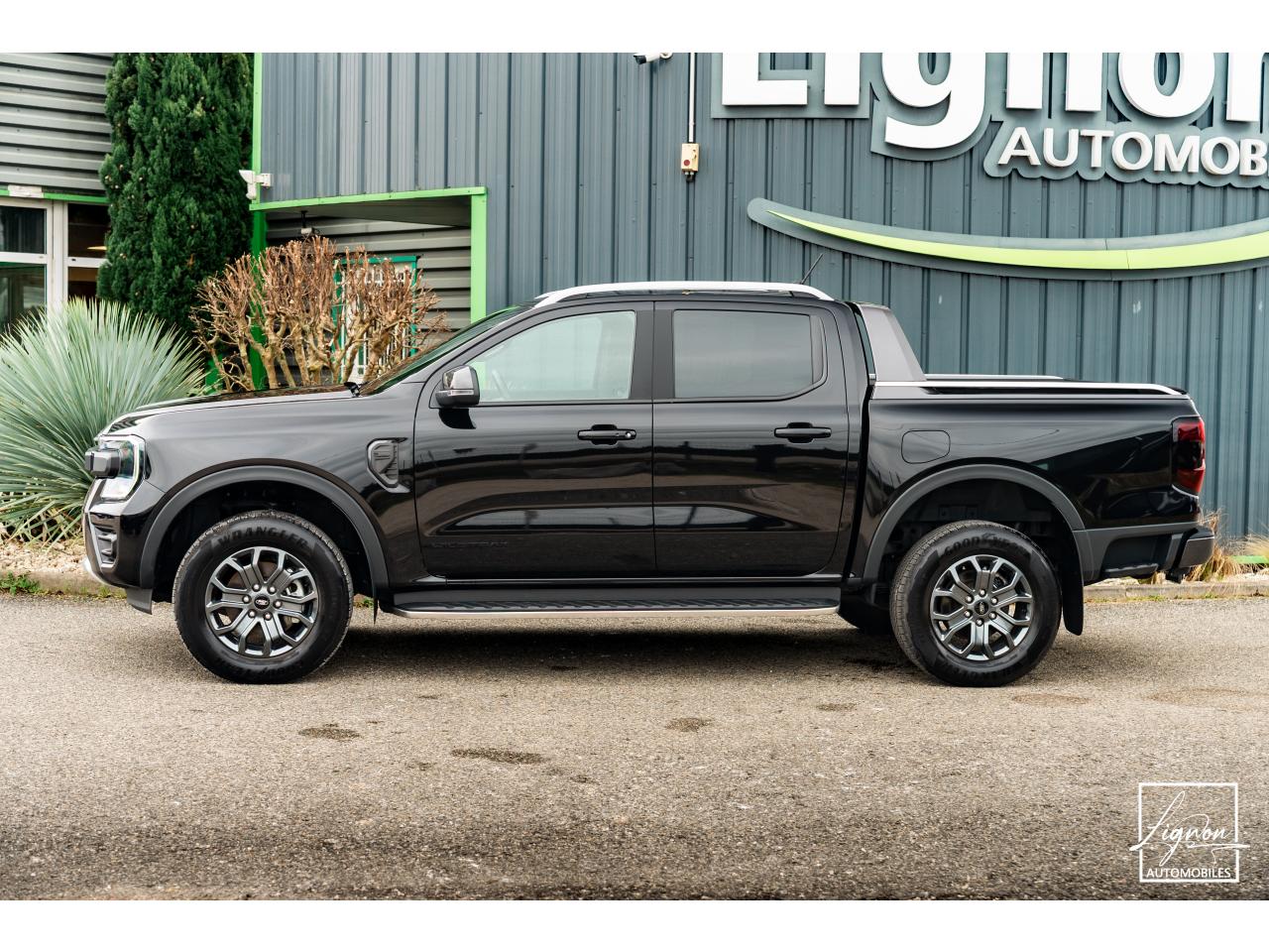 Photo FORD RANGER Wildtrak 2025 Double Cabine 2.0 ECOBLUE 205 CH - TVA Apparente