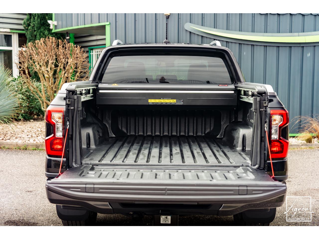 Photo FORD RANGER Wildtrak 2025 Double Cabine 2.0 ECOBLUE 205 CH - TVA Apparente