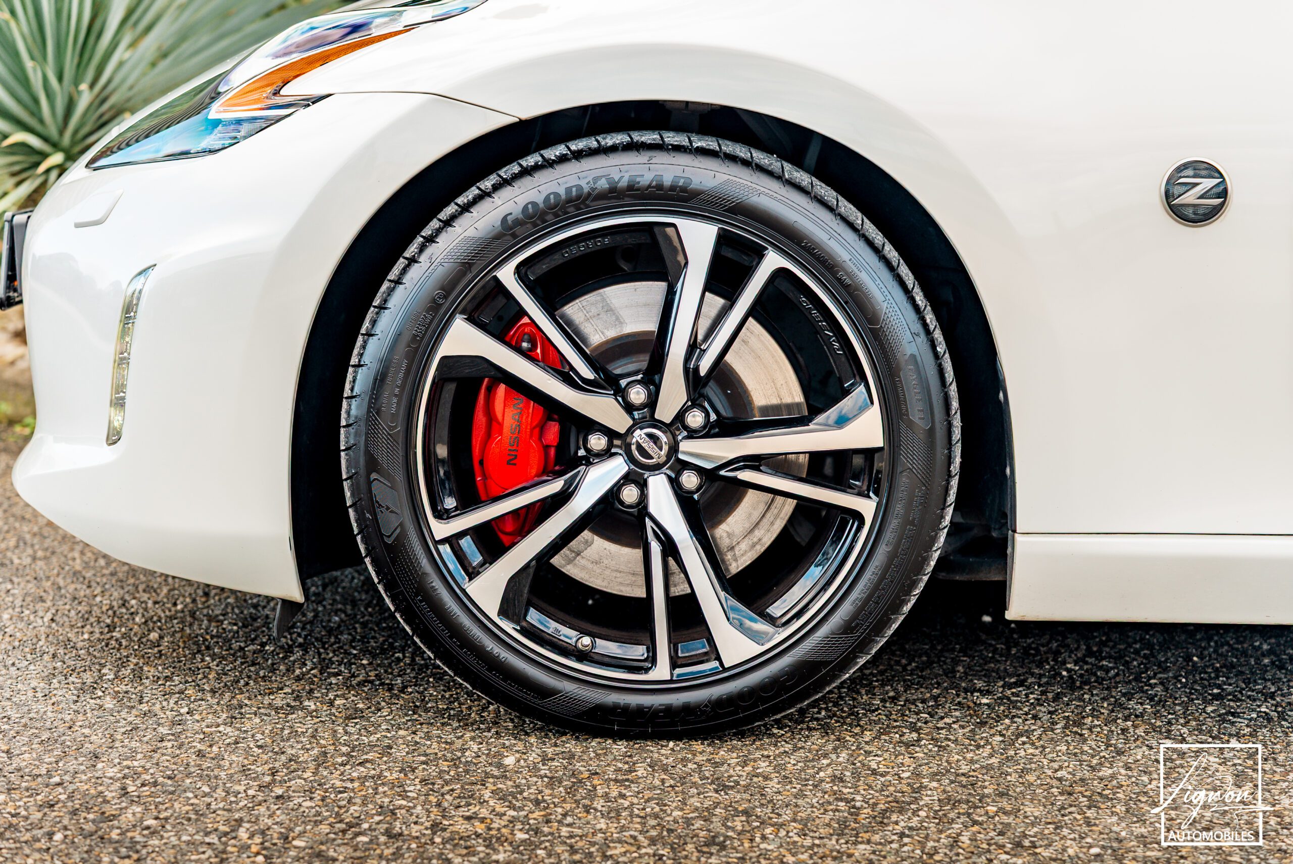 Photo Nissan 370z Cabriolet Roadster V6 3.7L 328CH