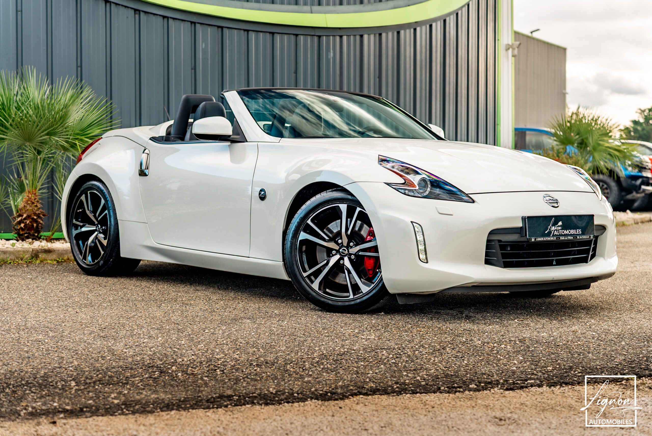 Nissan 370z Cabriolet Roadster V6 3.7L 328CH