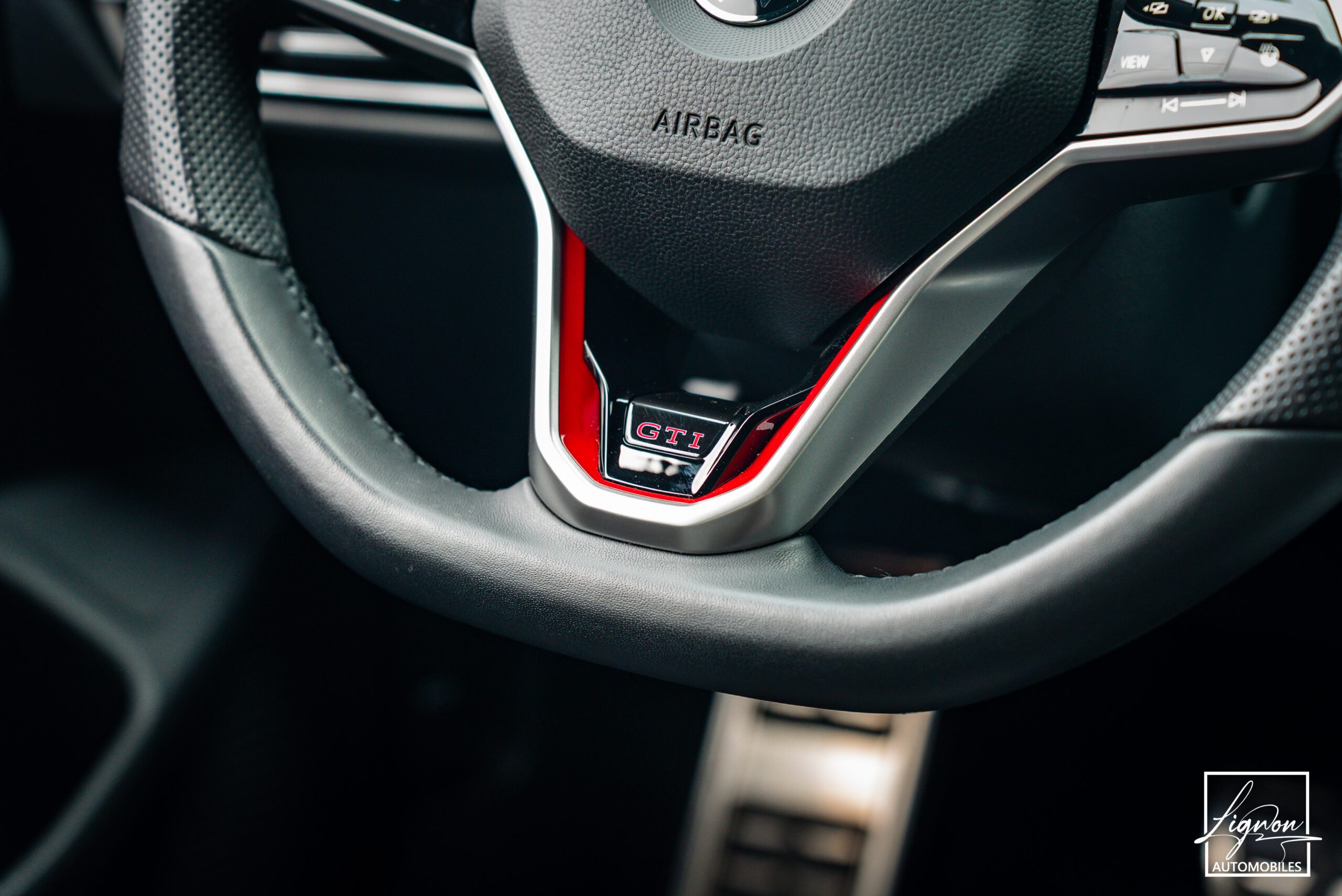Photo Volkswagen Golf GTI 2.0 TSI 245 DSG7 - Harman/Kardon
