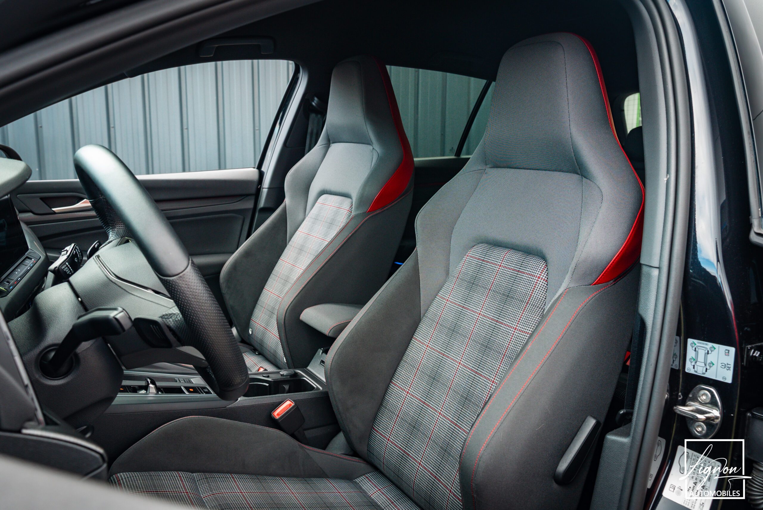 Photo Volkswagen Golf GTI 2.0 TSI 245 DSG7 - Harman/Kardon
