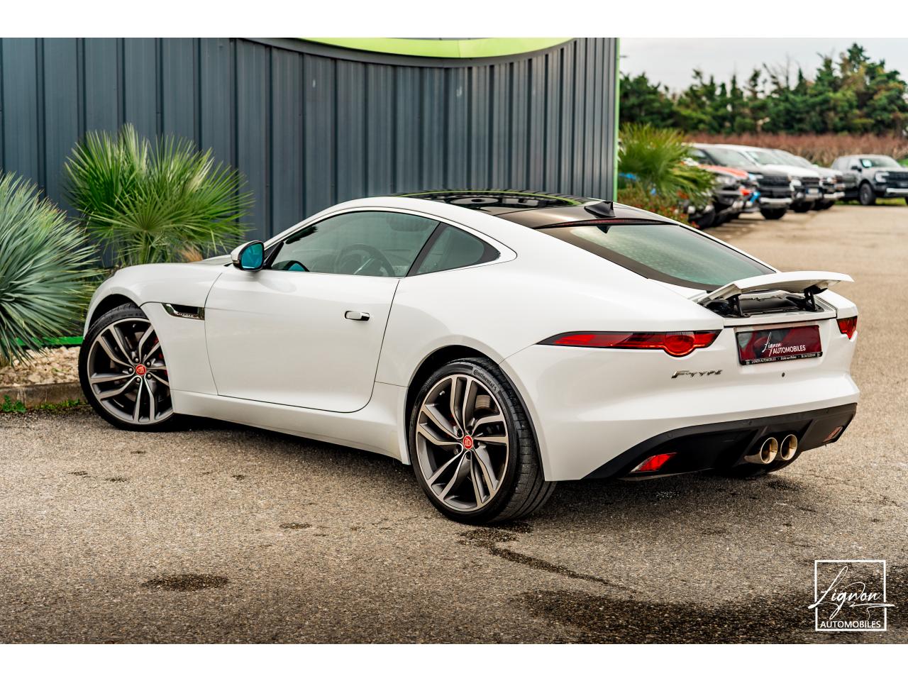 Photo JAGUAR F-TYPE Coupé 340 CH V6 BVA8 - Toit panoramique