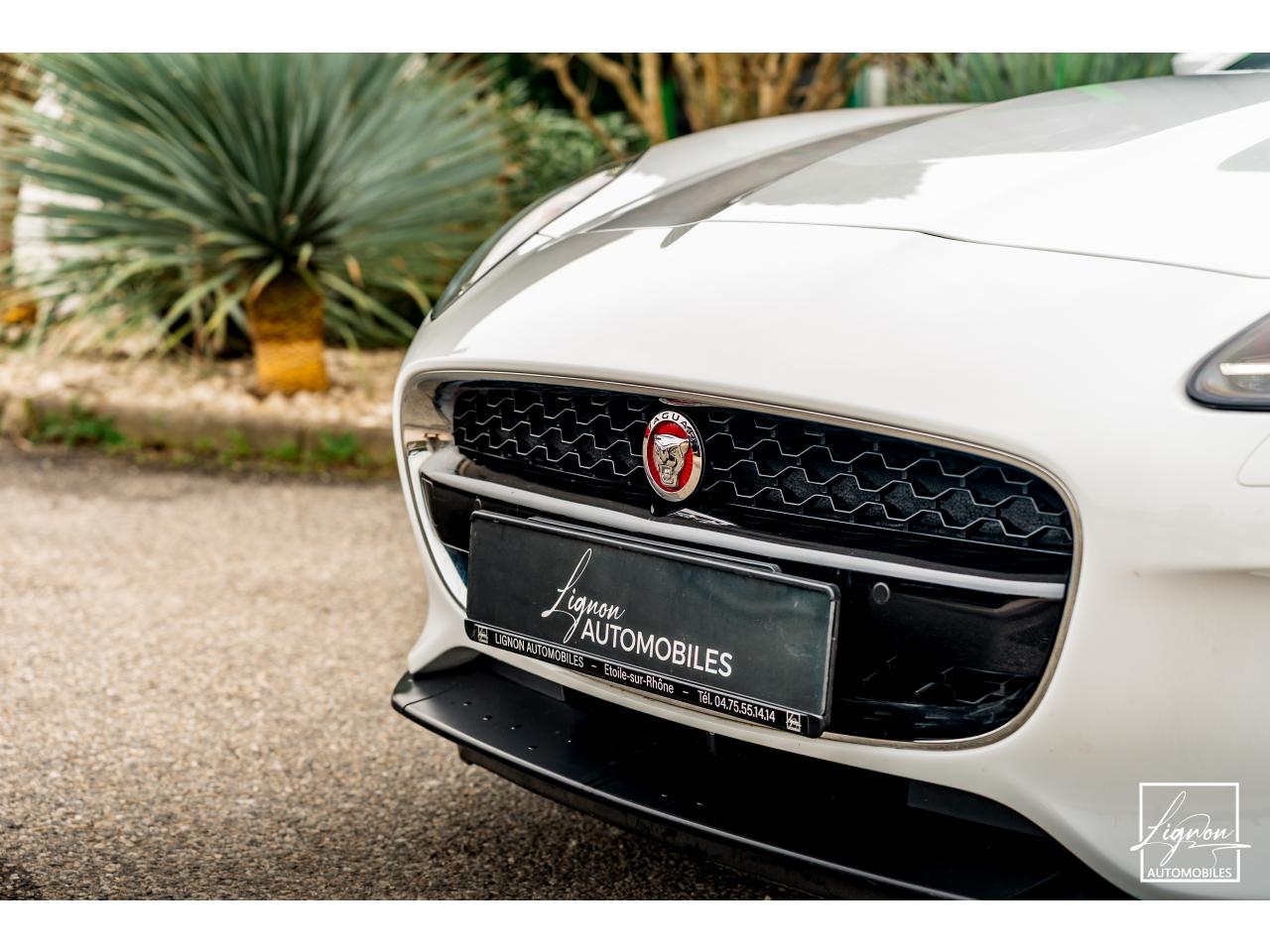 Photo JAGUAR F-TYPE Coupé 340 CH V6 BVA8 - Toit panoramique