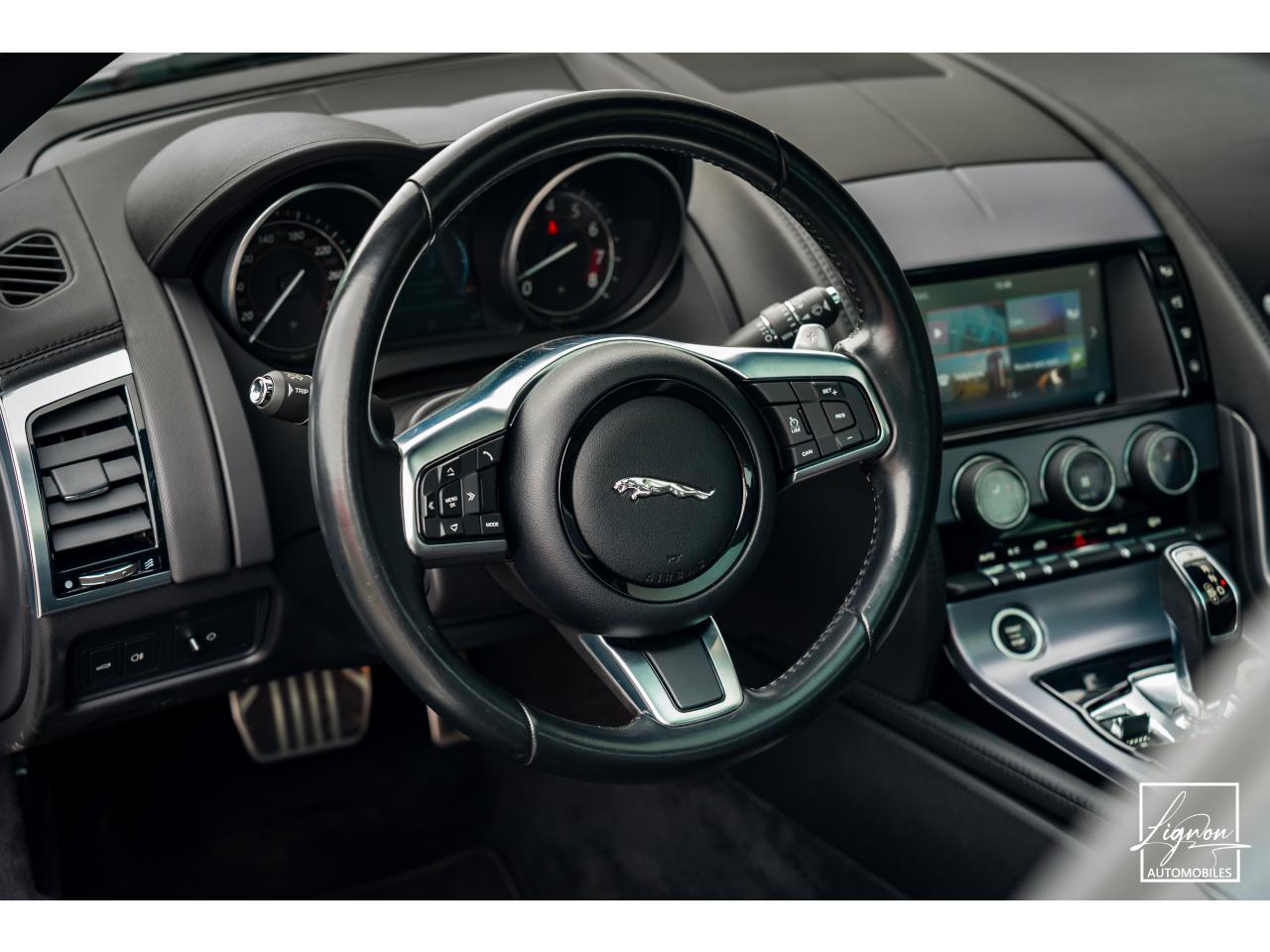 Photo JAGUAR F-TYPE Coupé 340 CH V6 BVA8 - Toit panoramique