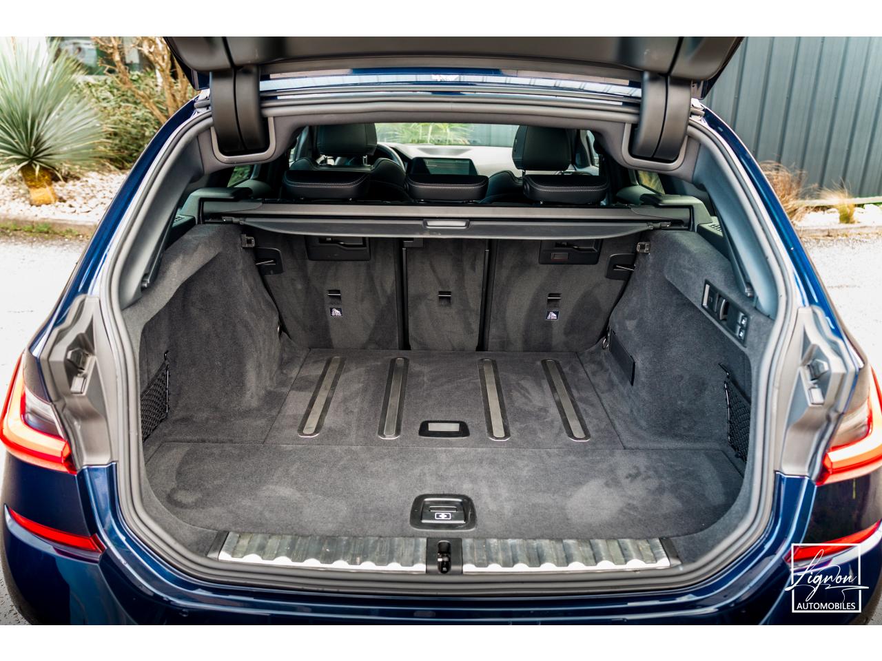 Photo BMW serie 3 touring 330dA xDrive 286ch M Sport - TVA apparente